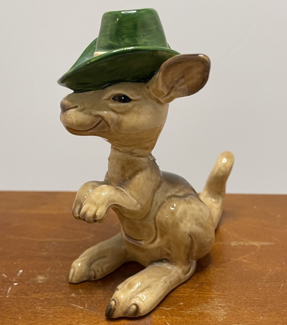 VTG GOEBEL Kangaroo Western Figurine Cowboy Hat West Germany 33515 Australia
