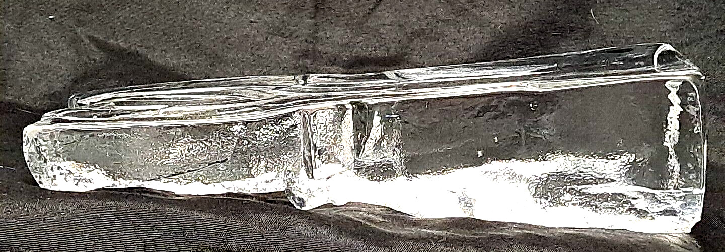 CHR SJÖGREN Lindshammar Art Glass Unity Hands Figurine Sweden 7 3/4″ Signed