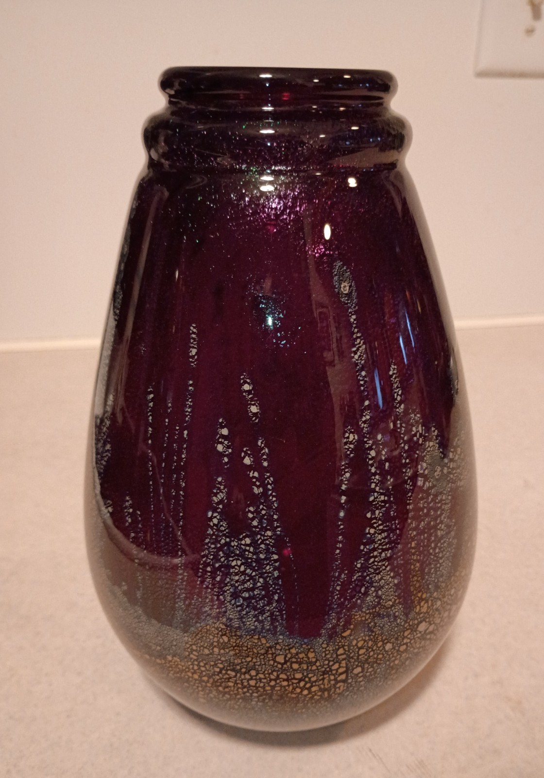 Rare Gorgeous 1988 Signed Glittery Abstract Robert Eickholt 8.75″ Art Glass Vase