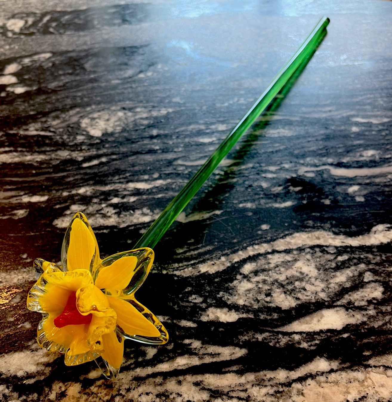 Handblown Glass Daffodil Flower Figurine Yellow Green Stem Art Glass Decor