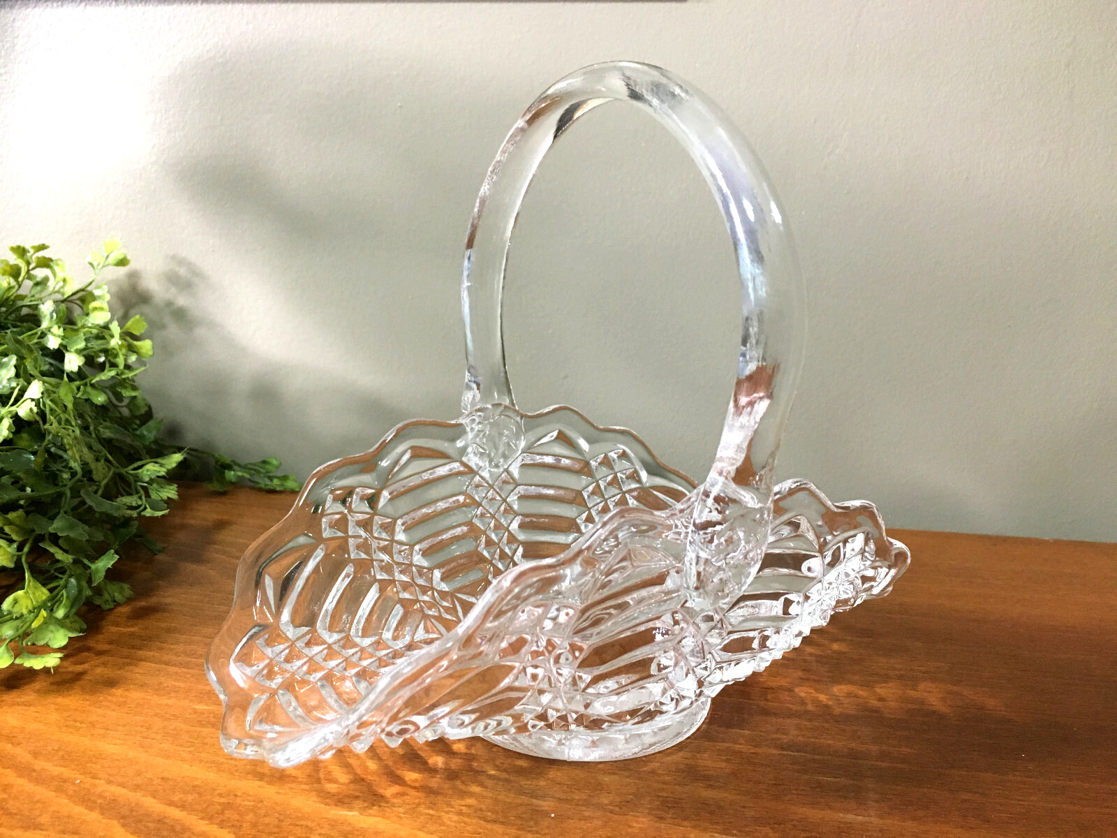 Basket Decorative Glass Ruffle Edge Fan Handle Elegant Clear Glass Vintage MCM