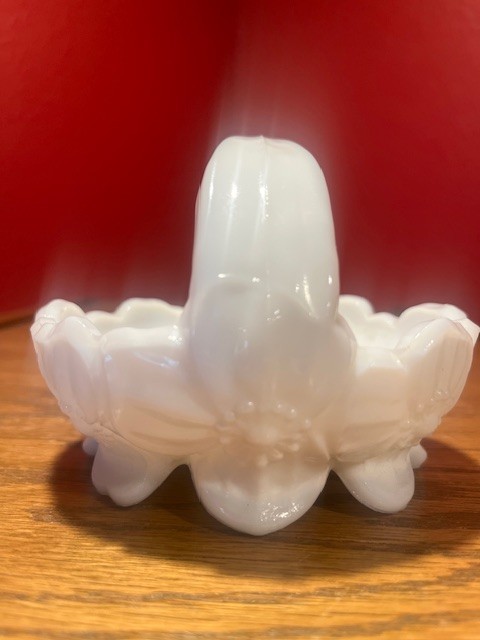 Westmoreland Milk Glass Split Handle Pansy Basket; 3 1/2 x 4 1/2 in; W Mark