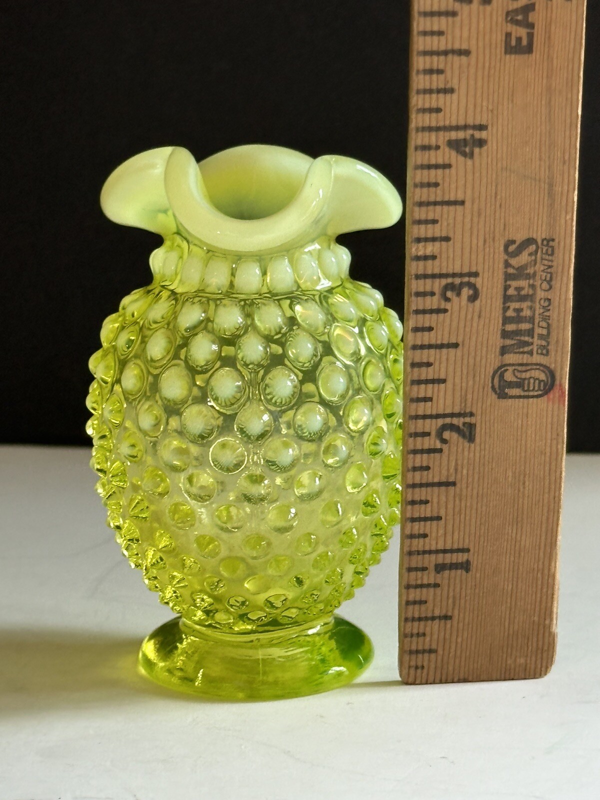 Fenton Vaseline Hobnail Topaz Opalescent Glass Flower Bud Vase 1940s Vtg #3855