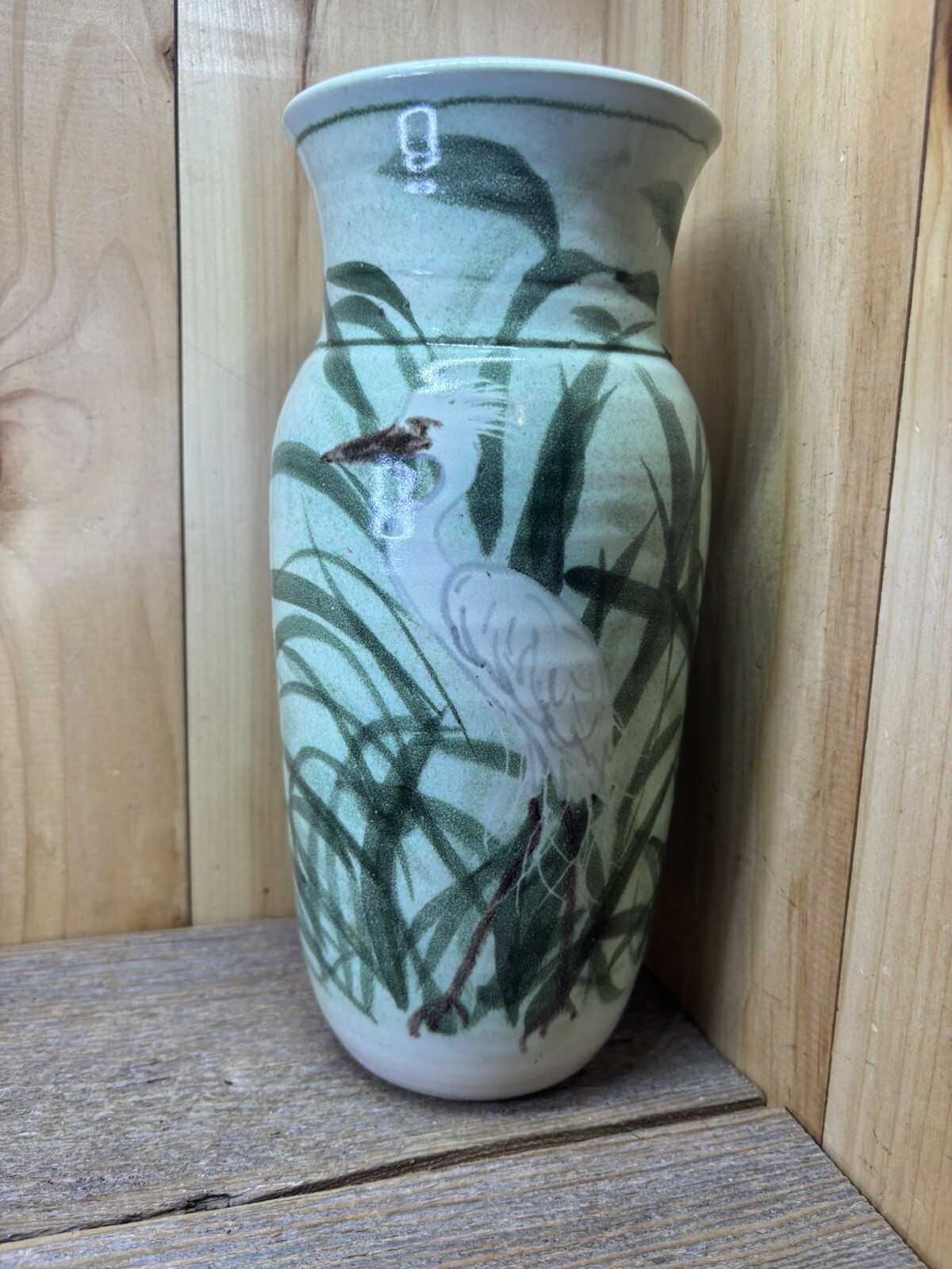 Rare Art Pottery Vase Large Pale Green Heron Egret Crane Coastal Scene Wetlands