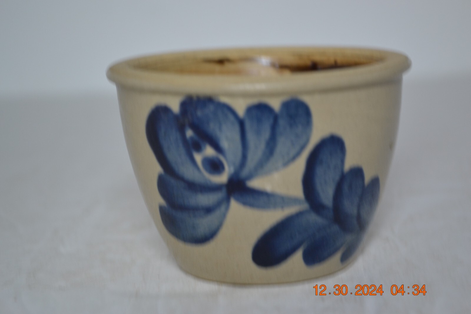 Beaumont Brothers BBP Salt Glazed Blue Decorated Floral Crock & Candleholder