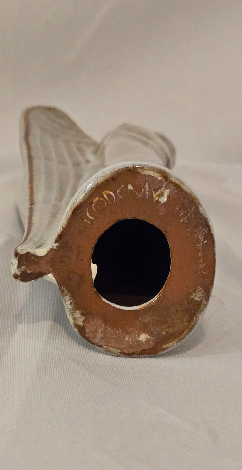 Nicodemus pottery angel figurine, preowned, perfect condition
