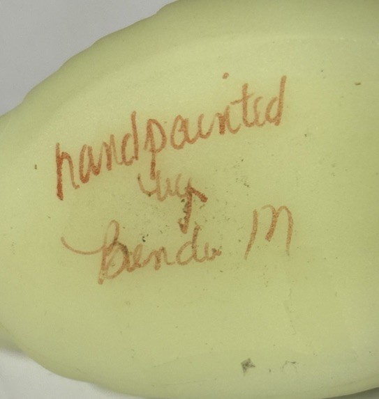RARE Daisies on Custard Duck Hand Painted & Signed Uranium Glow