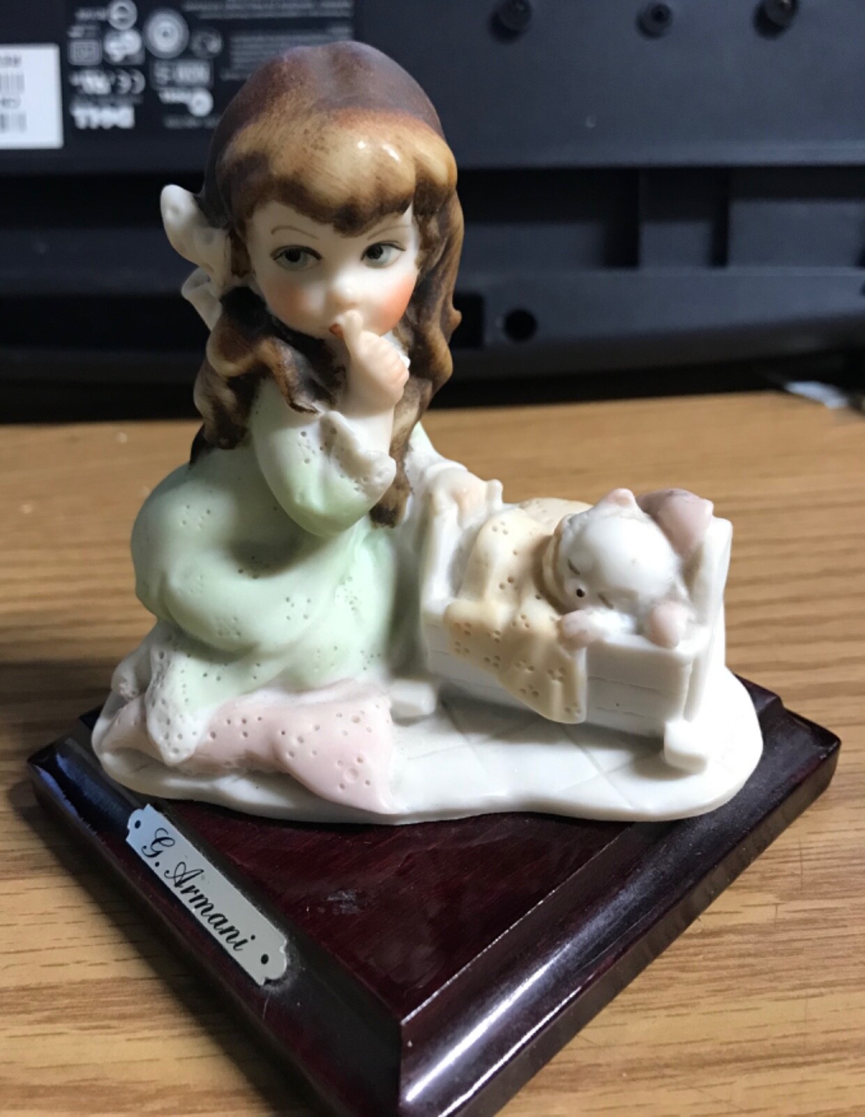 Giuseppe Armani 1987 Little Treasures Girl w/ Kitten Italy Capodimonte
