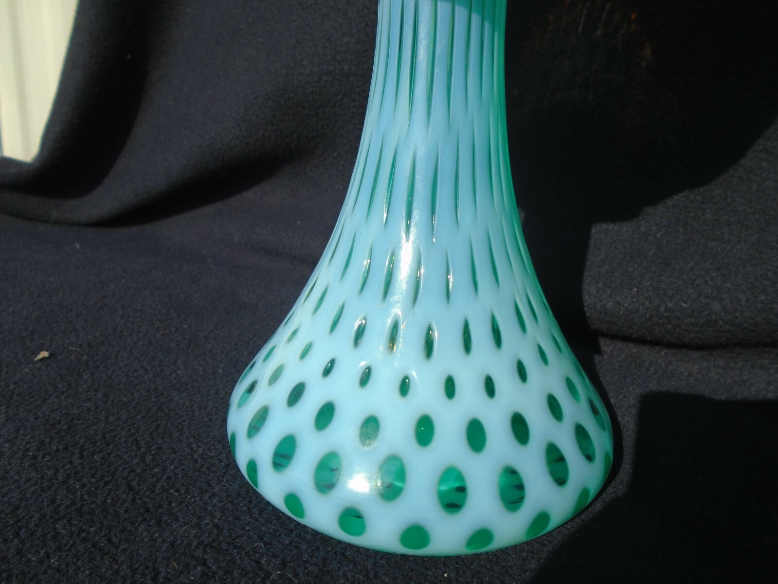 Fenton Aqua Blue Opalescent Optic Coin Dot Jack-in-Pulpit Vase