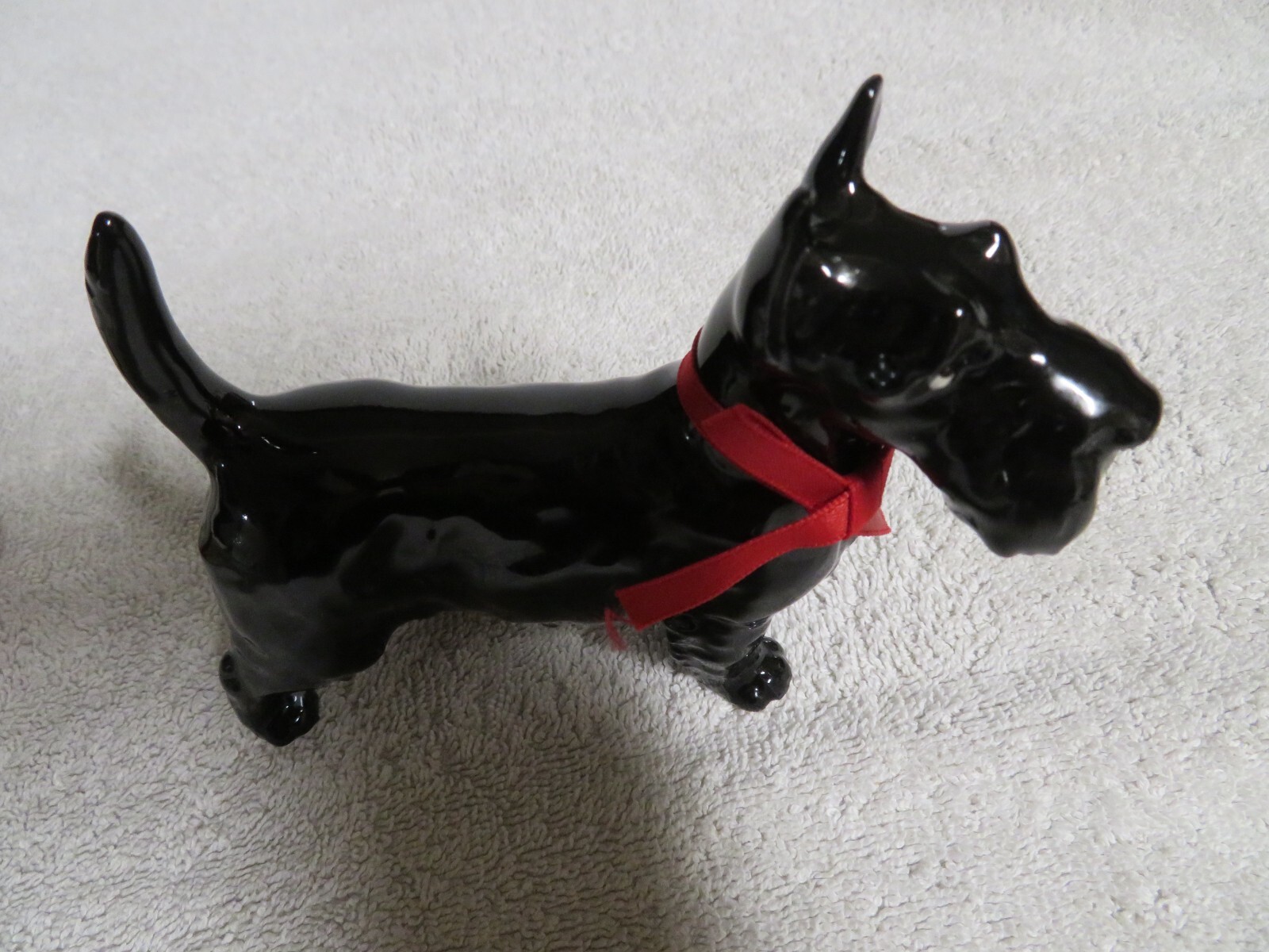 Vintage Ceramic Pair of Scottie Dog Figurines, 1992, United Kingdom