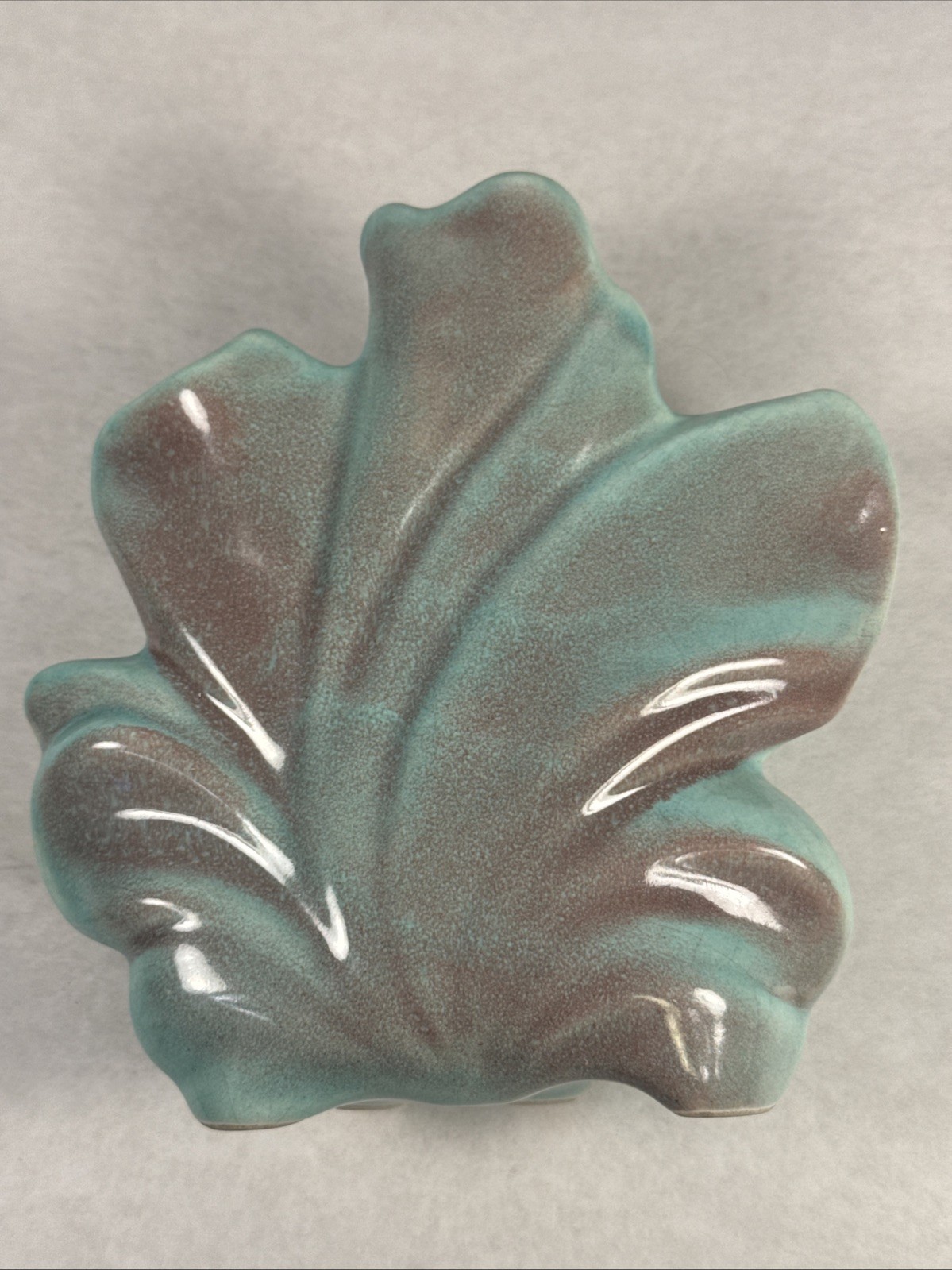 VTG Wall Pocket Covina California Pottery Retro Leaf Shape FreeStand Vase