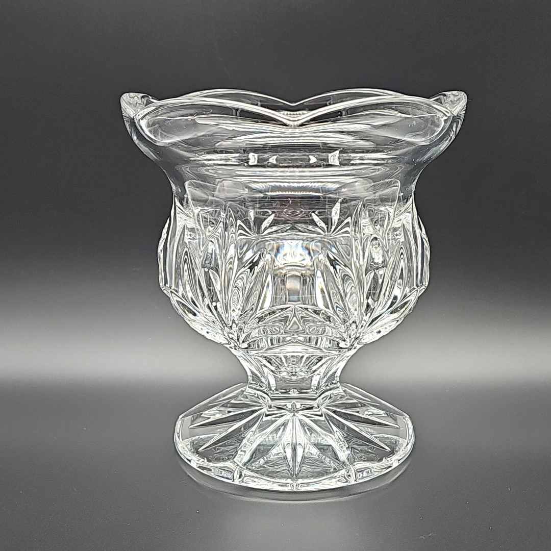Vintage Heavy Lead Crystal Bud Vase 5″ Scalloped Rim Starburst Pedestal CutClear