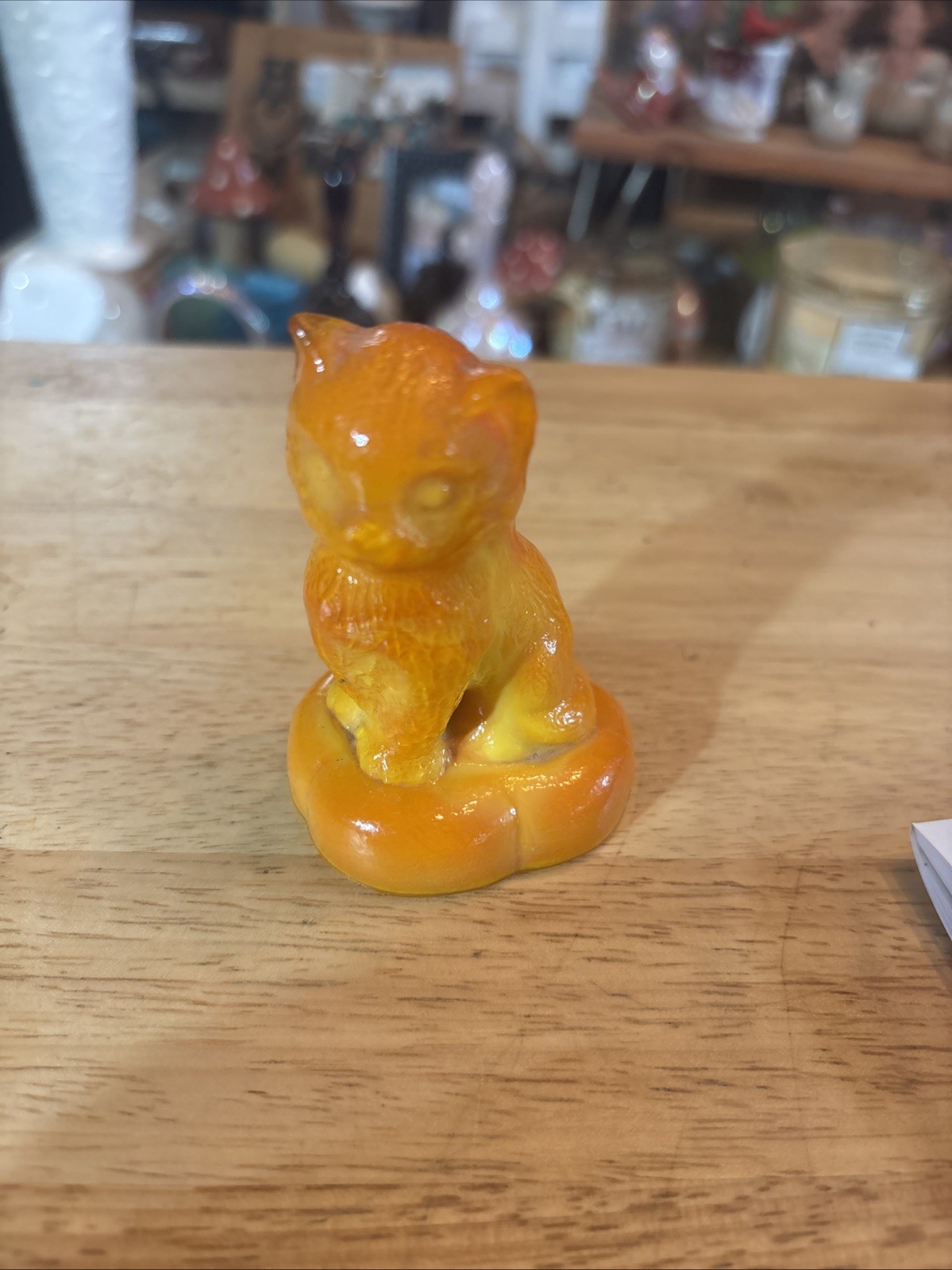 Boyd Crystal Art Glass Kitten On Pillow Marigold Slag Uranium