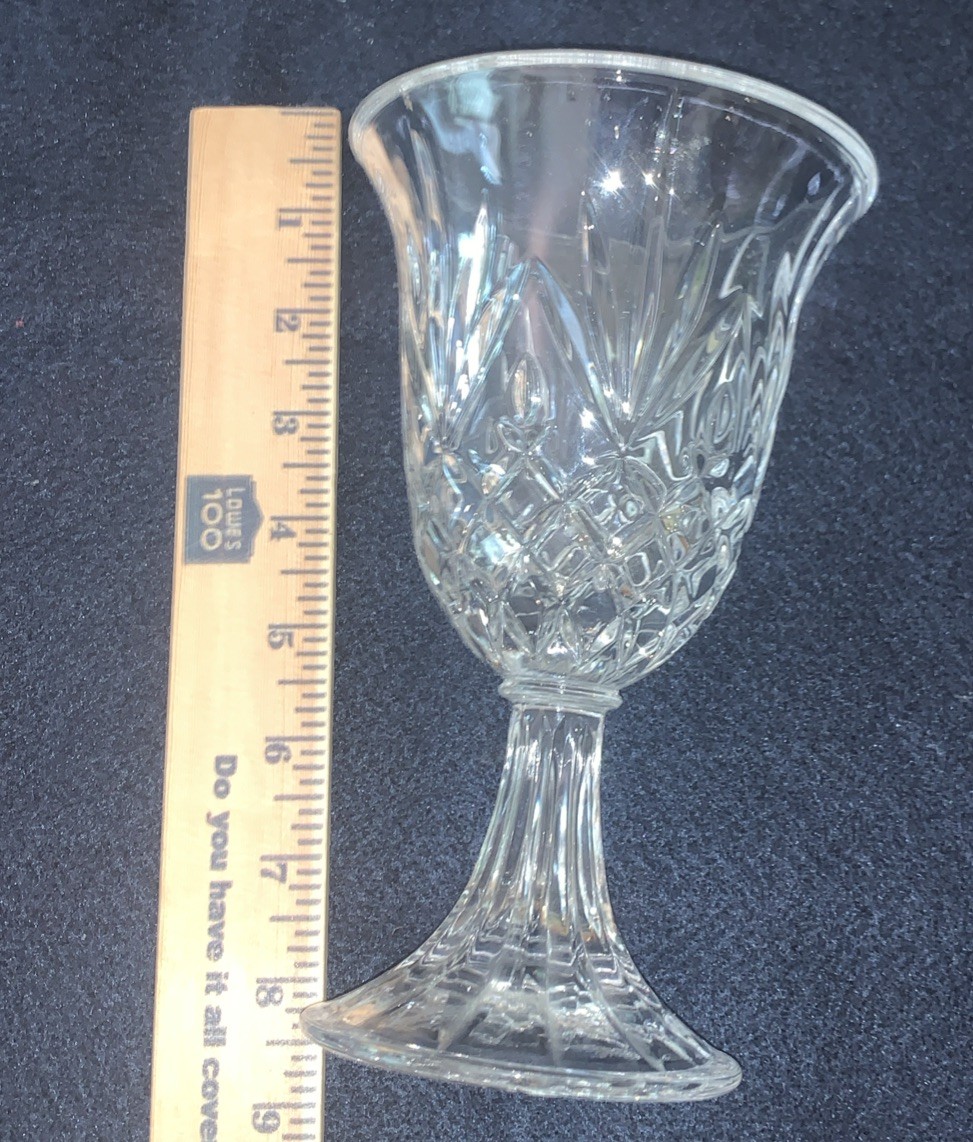 Godinger Lexington 24% Lead Crystal Hurricane Vase Pineapple Pattern