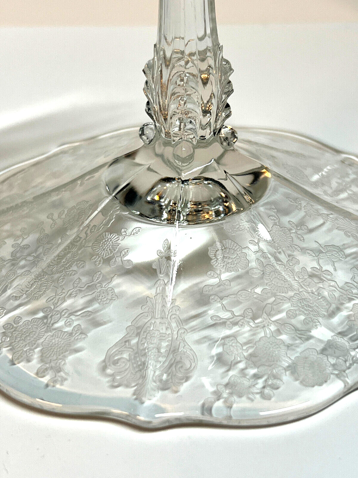 Cambridge • Rose Point Clear • 4″ Single Candlestick Holder CRYSTAL