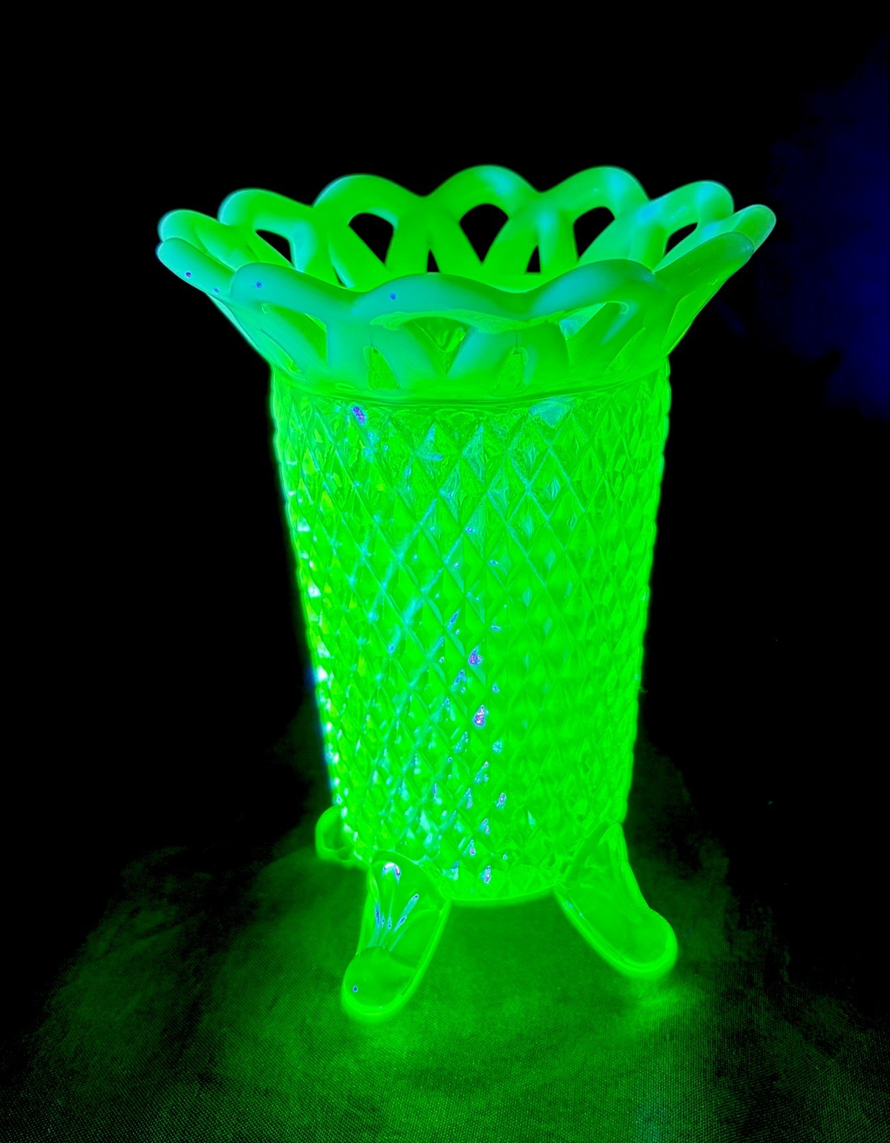 Vintage IG Diamond Point, Vaseline, Sea Foam Lace Edge Vase~Glows Brightly