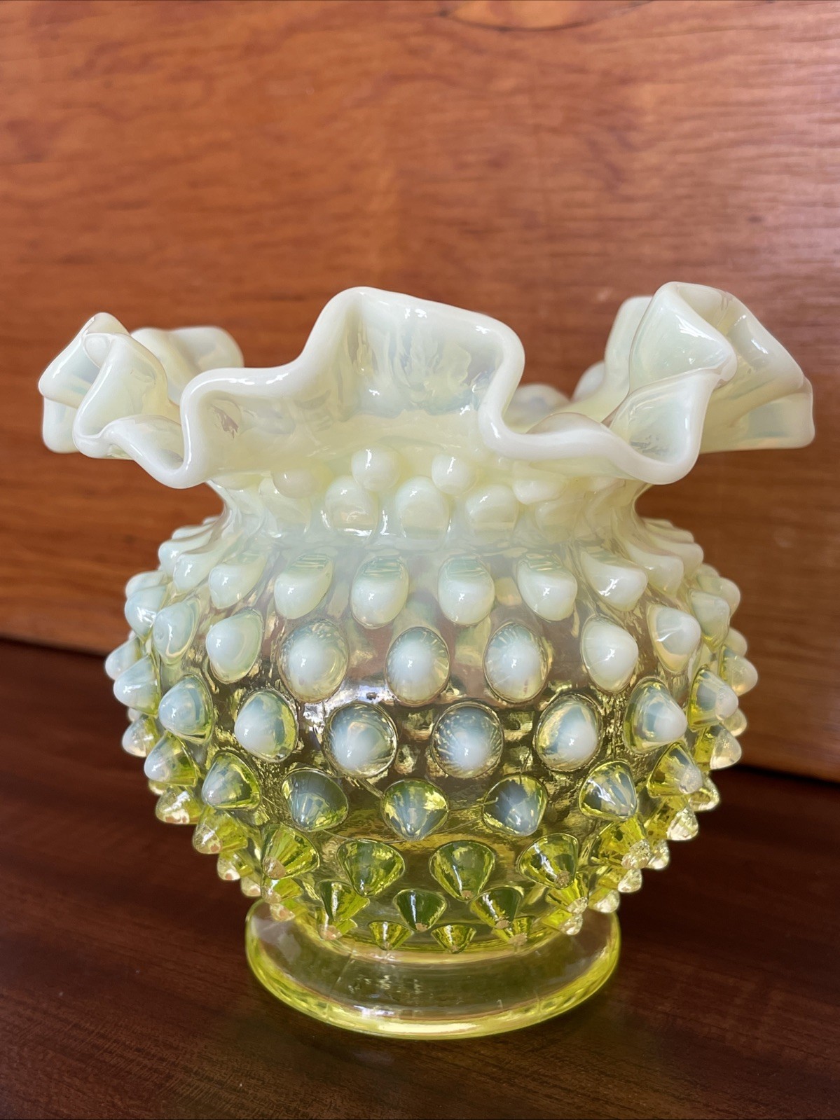 Topaz Fenton Opalescent Hobnail Vaseline Uranium Glass Vase Ruffle 4.5” Glow EUC