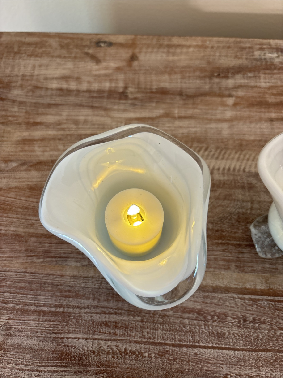 Art Glass White Lily/Lotus Flower Votive Easter Decor Candle Trinket Dish Bowl