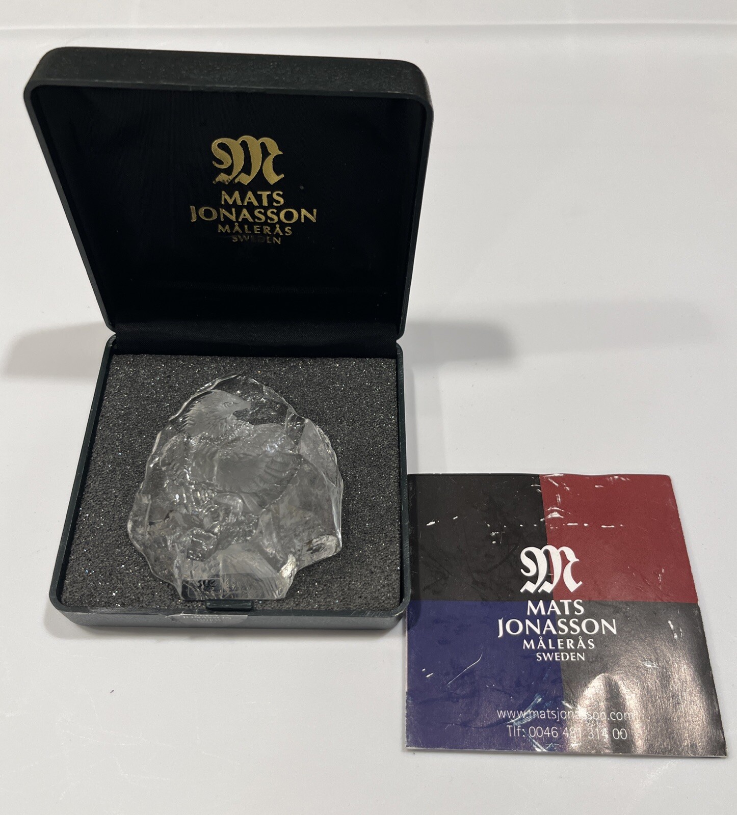 Mats Jonasson Sweden Eagle Etched Crystal Sculpture Maleras Paperweight w/ Case