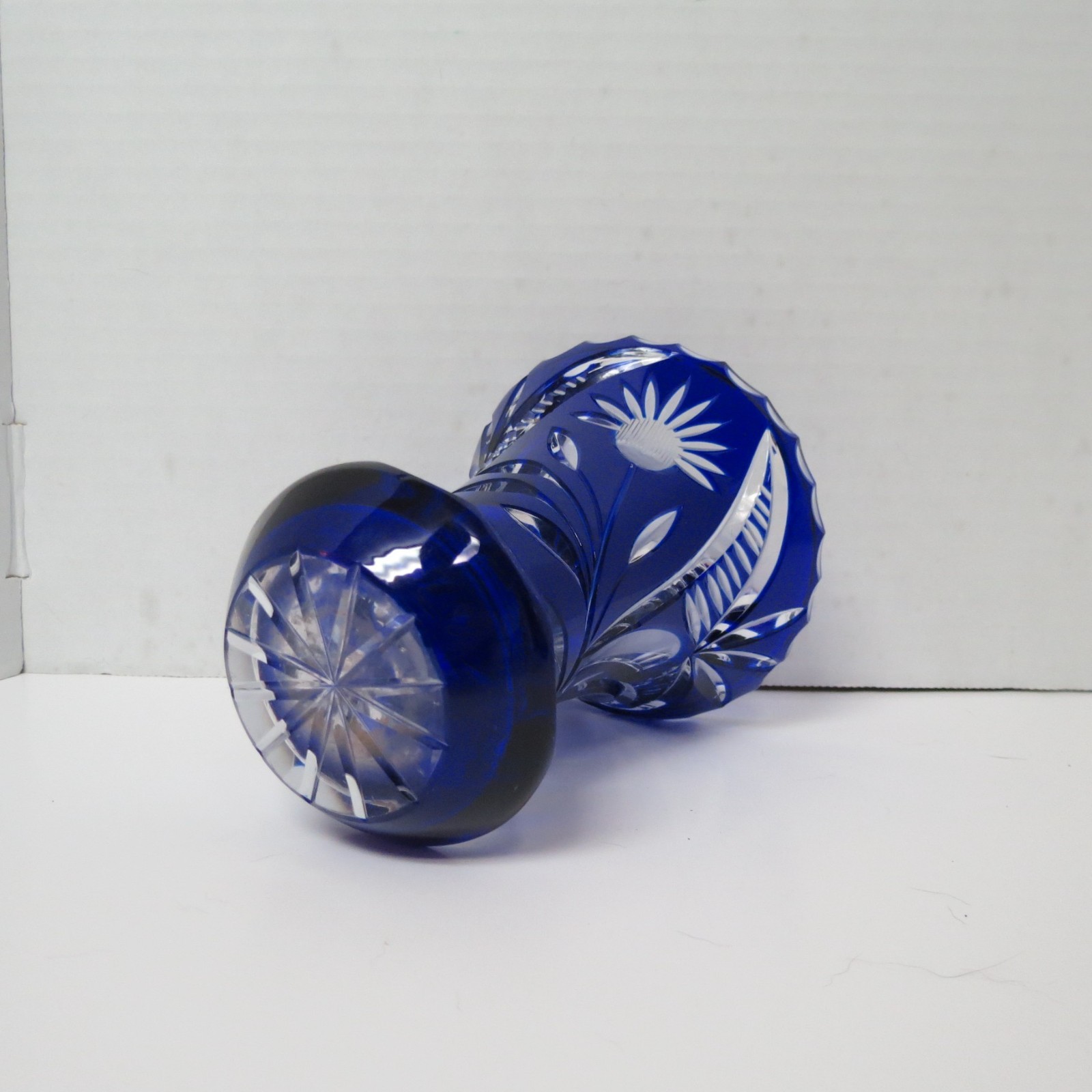 Vtg Cobalt Blue Cut To Clear Hand Cut Leaded Crystal Vase 5 1/2” Tall