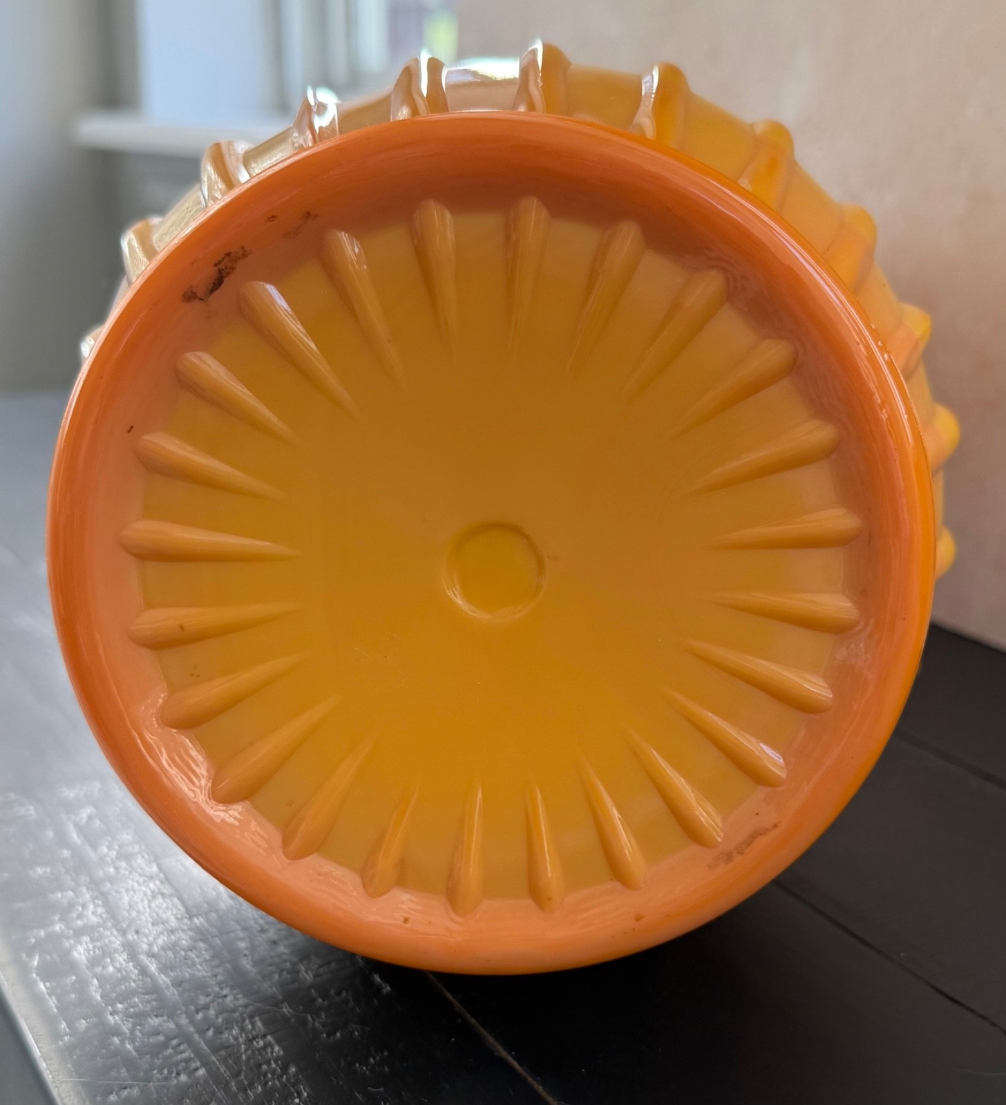 L. E. SMITH MCM BITTERSWEET RIBBED SWUNG STRETCH VASE ORANGE COLOSSAL 19.25”