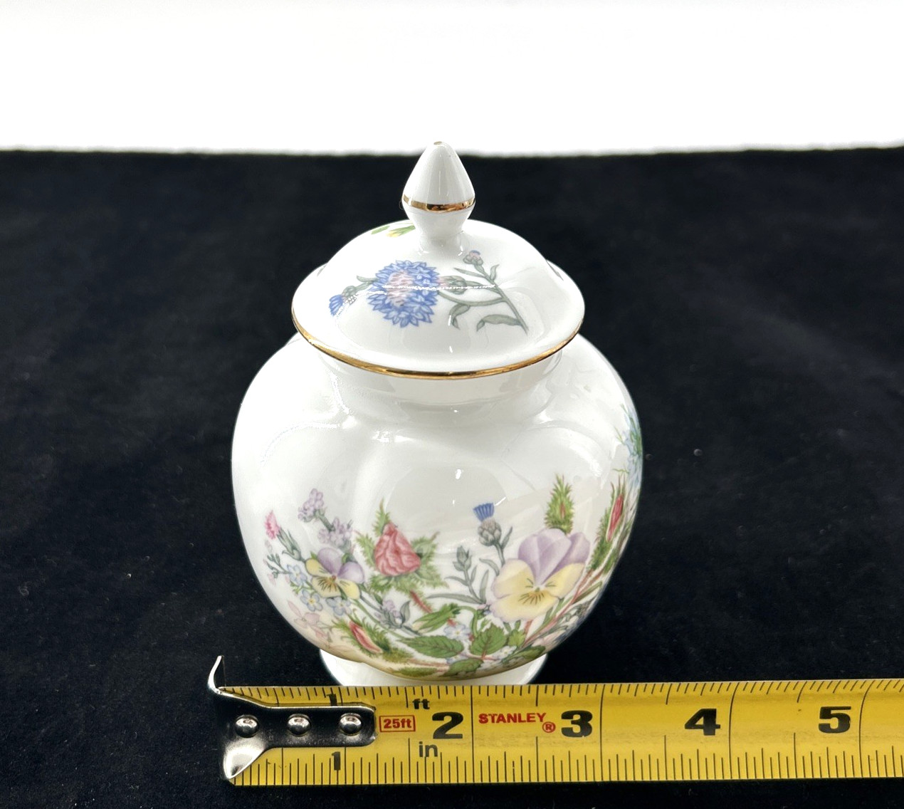 Aynsley Wild Tudor Decorative Lidded Ginger Jar Urn Pot 5″ Tall