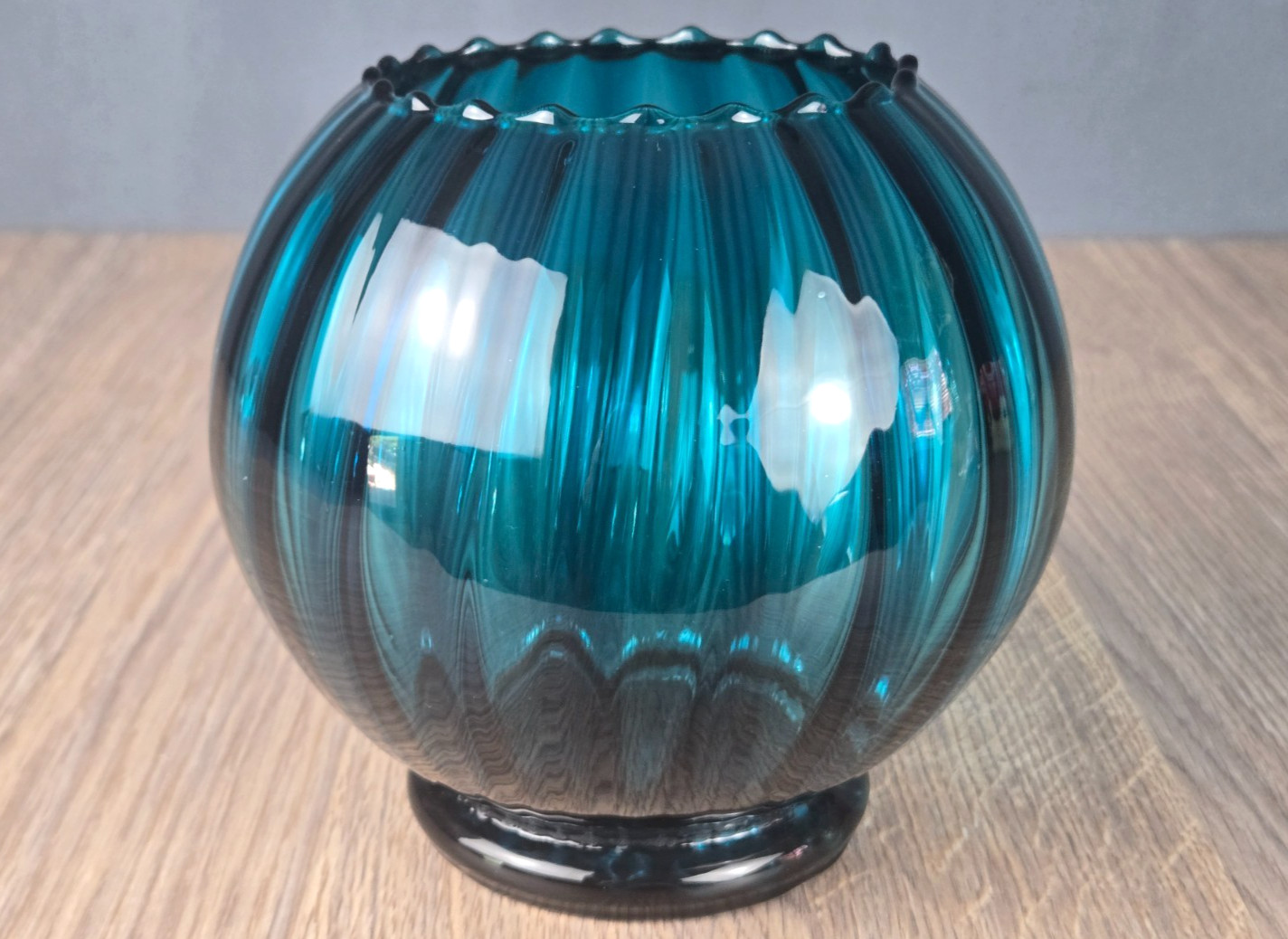 Empoli teal blue optic glass 6″ rose bowl/vase, Italian mid century Nice!