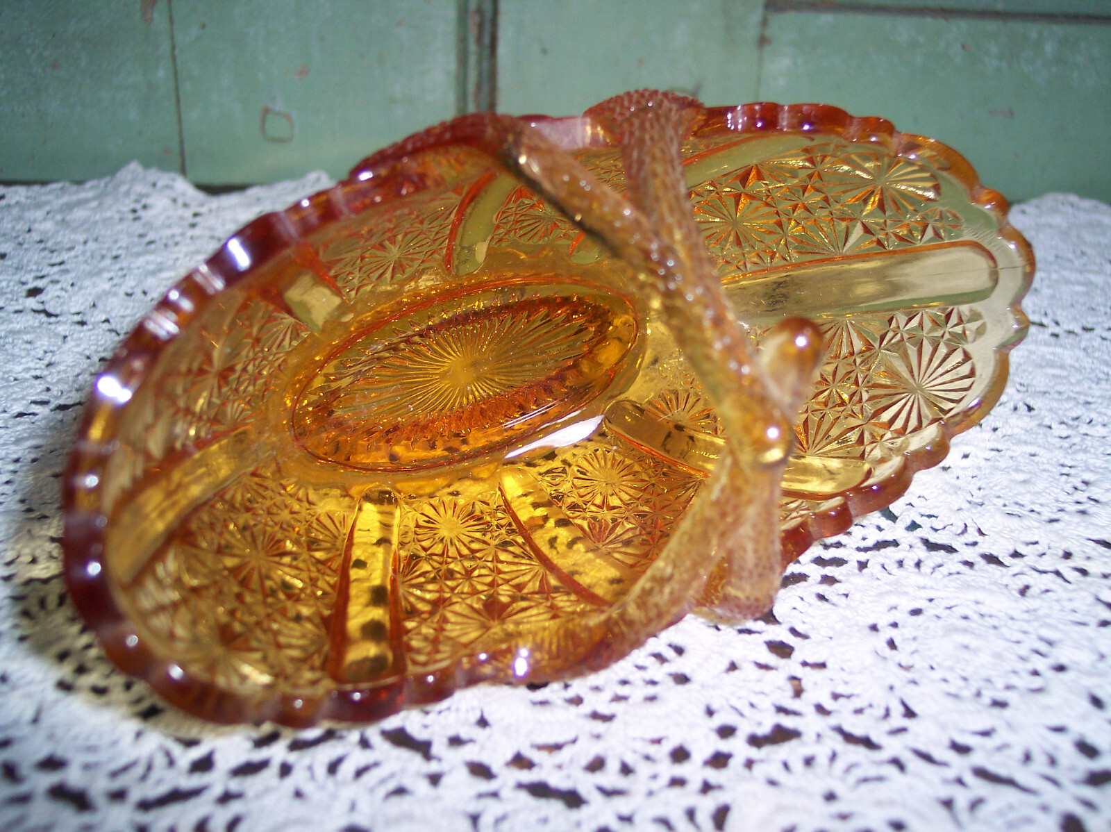 Vintage Amber Starburst Pressed Glass Handled Basket 5-7/8″