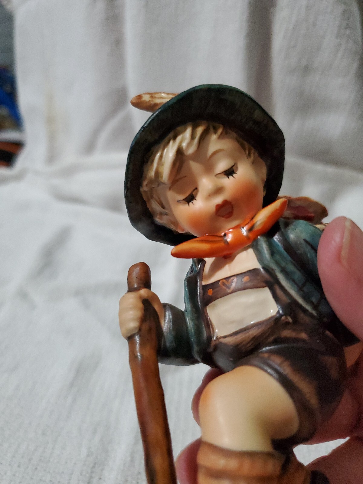 Hummel Figure 381 to The Flower Market 5 5/16in 1 Choice. Very good