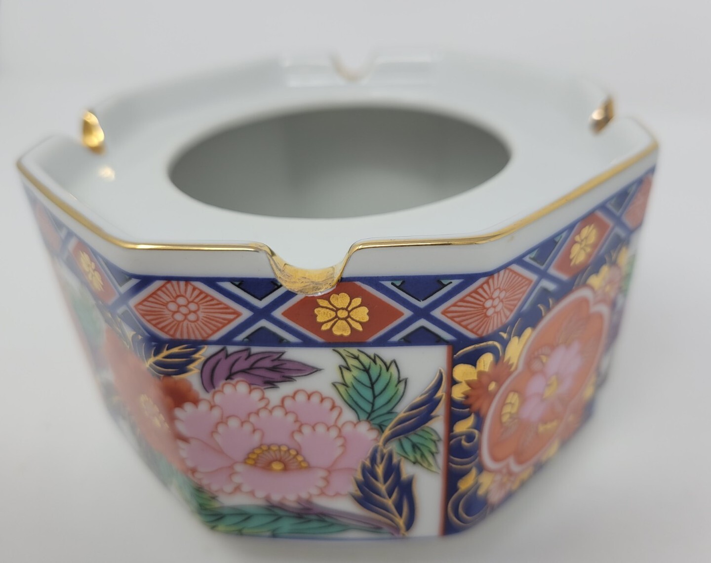 Imari Fine China Porcelain Floral Bowl Ashtray Gold Trim 3″ Tall EUC Vintage