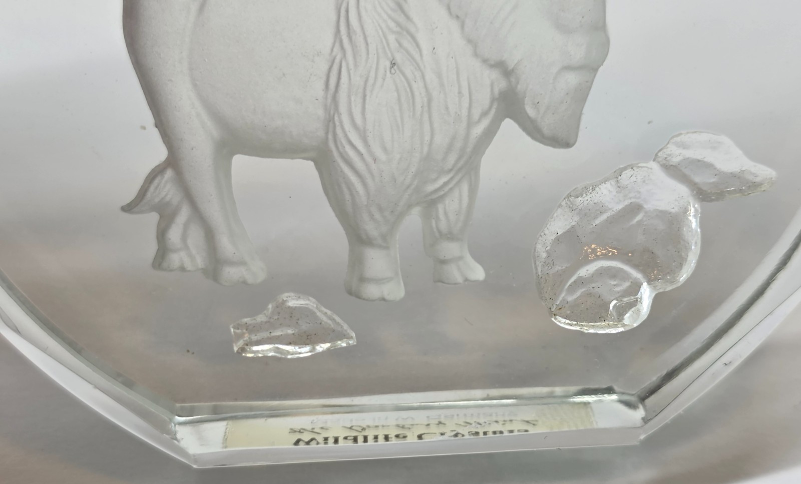 Danbury Mint Wildlife Crystal Paperweight Buffalo Bison Animal