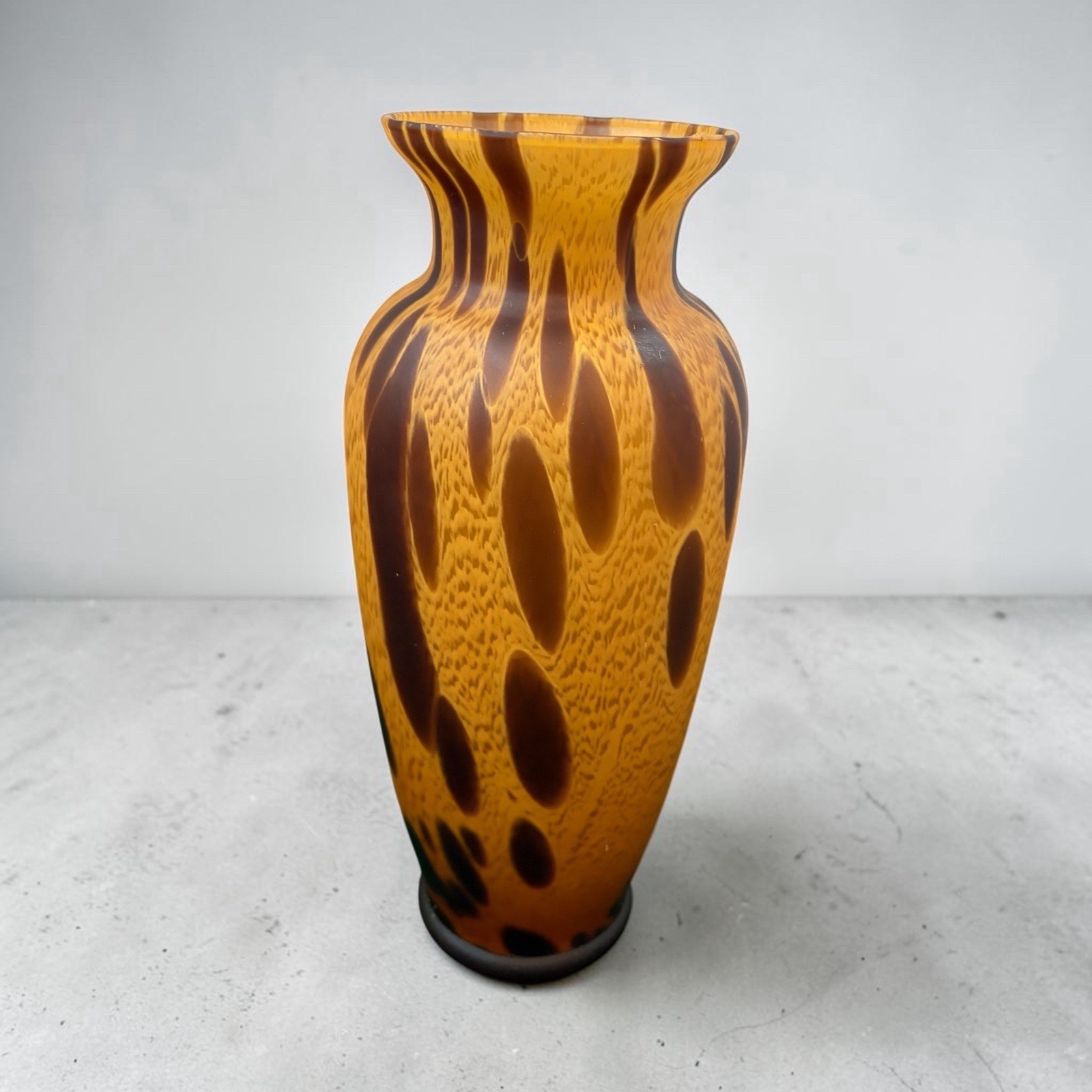 Maestri Vetri Italian Art Glass Amber Brown Spotted Decorative Vase 12 in