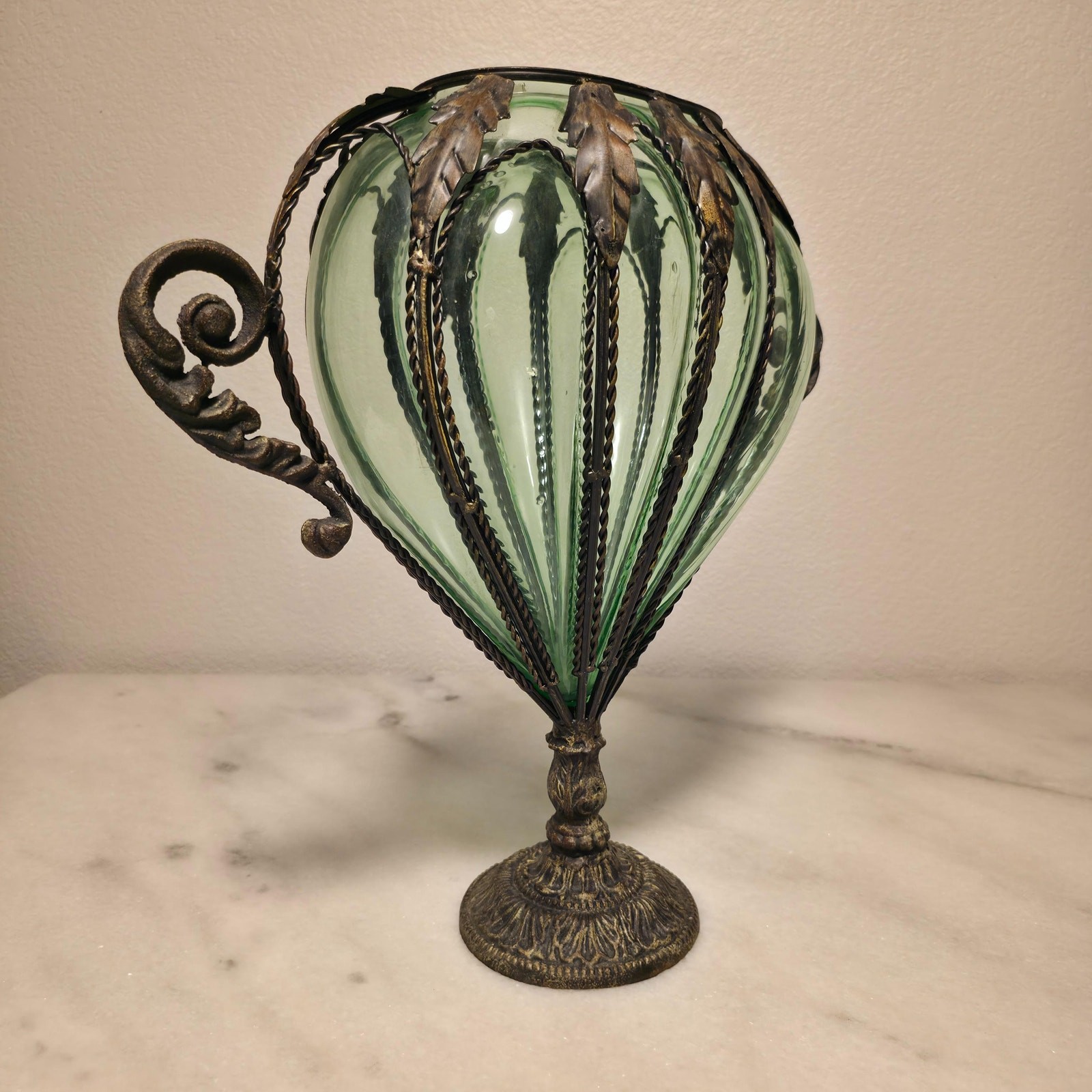 Vintage Murano Green Glass Victorian Style Art Glass Decorative Rare Urn Vase