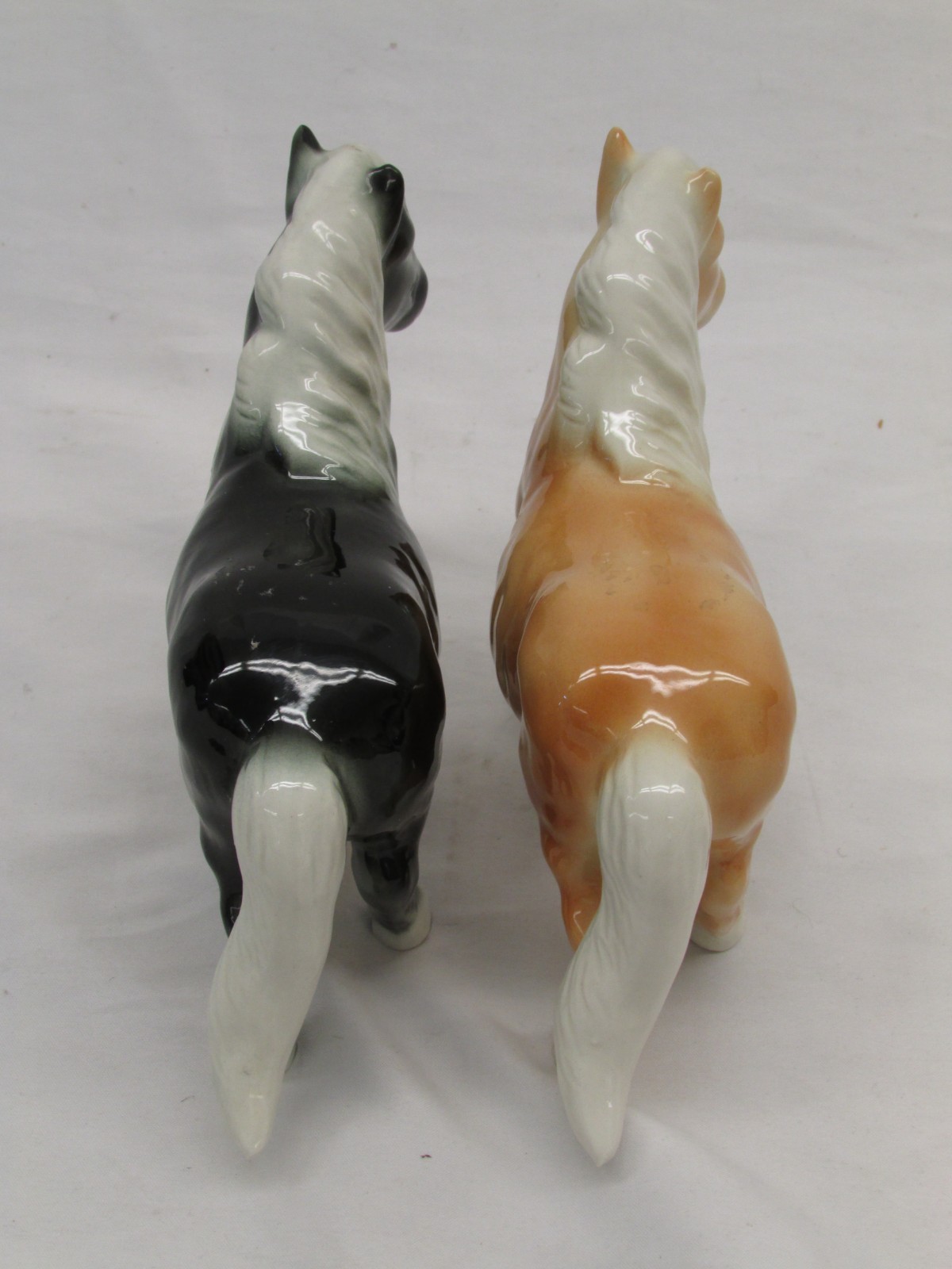 2 Vintage Wagner & Apel porcelain horses ponys 7.5″ x 5″