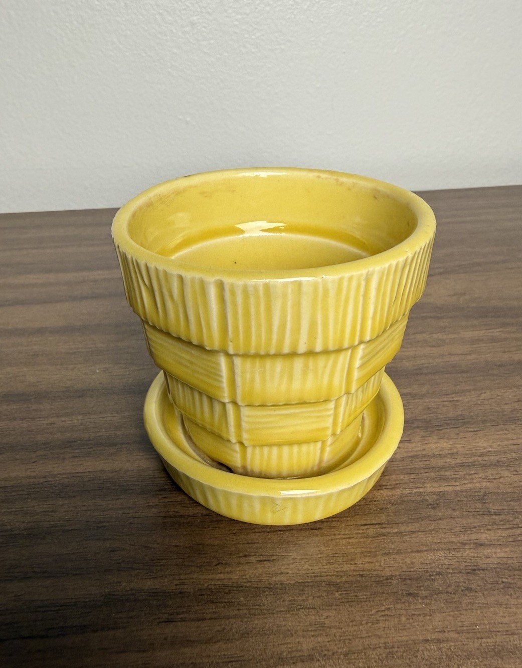 Vintage McCoy Pottery Yellow Basketweave 3″ Flower Pot w/ Attached Saucer