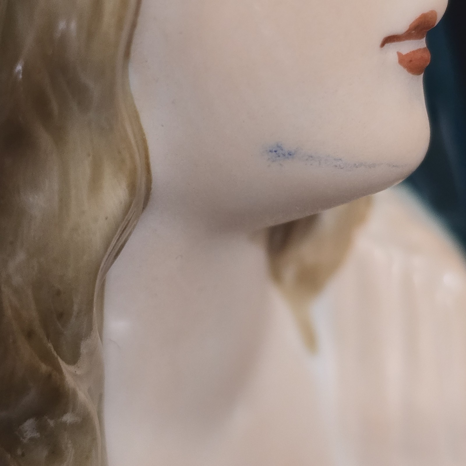 Rare Porcelain Figurine Bust Madonna Mother Mary Praying Wagner&Apel 779