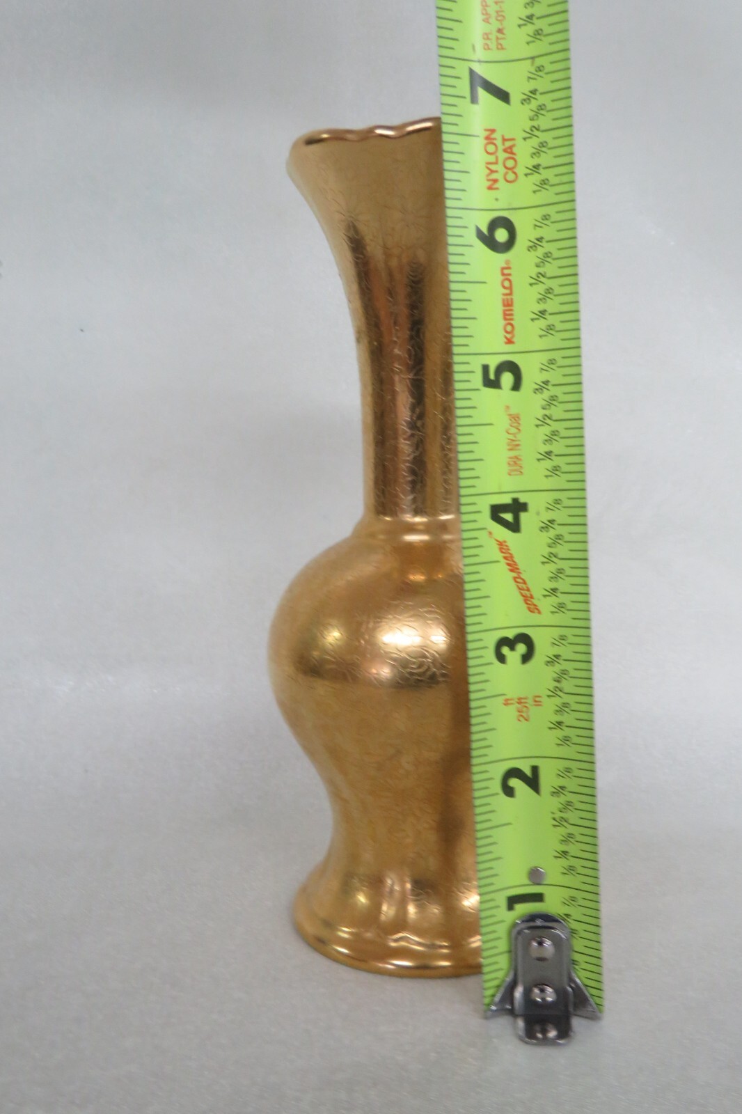 Pickard China 870 Hand Decorated Rose Daisy Gold Bud Vase Made in the USA 2959B