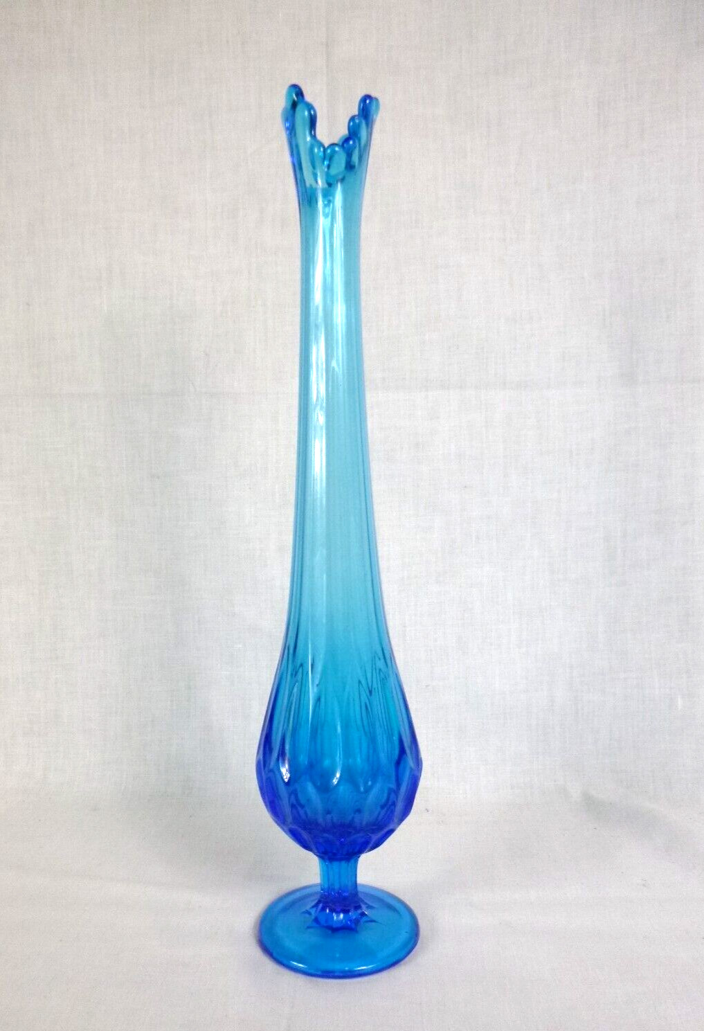 Vtg mid Century Fenton Turquoise Sapphire Blue Thumbprint Swung Vase 16″ H