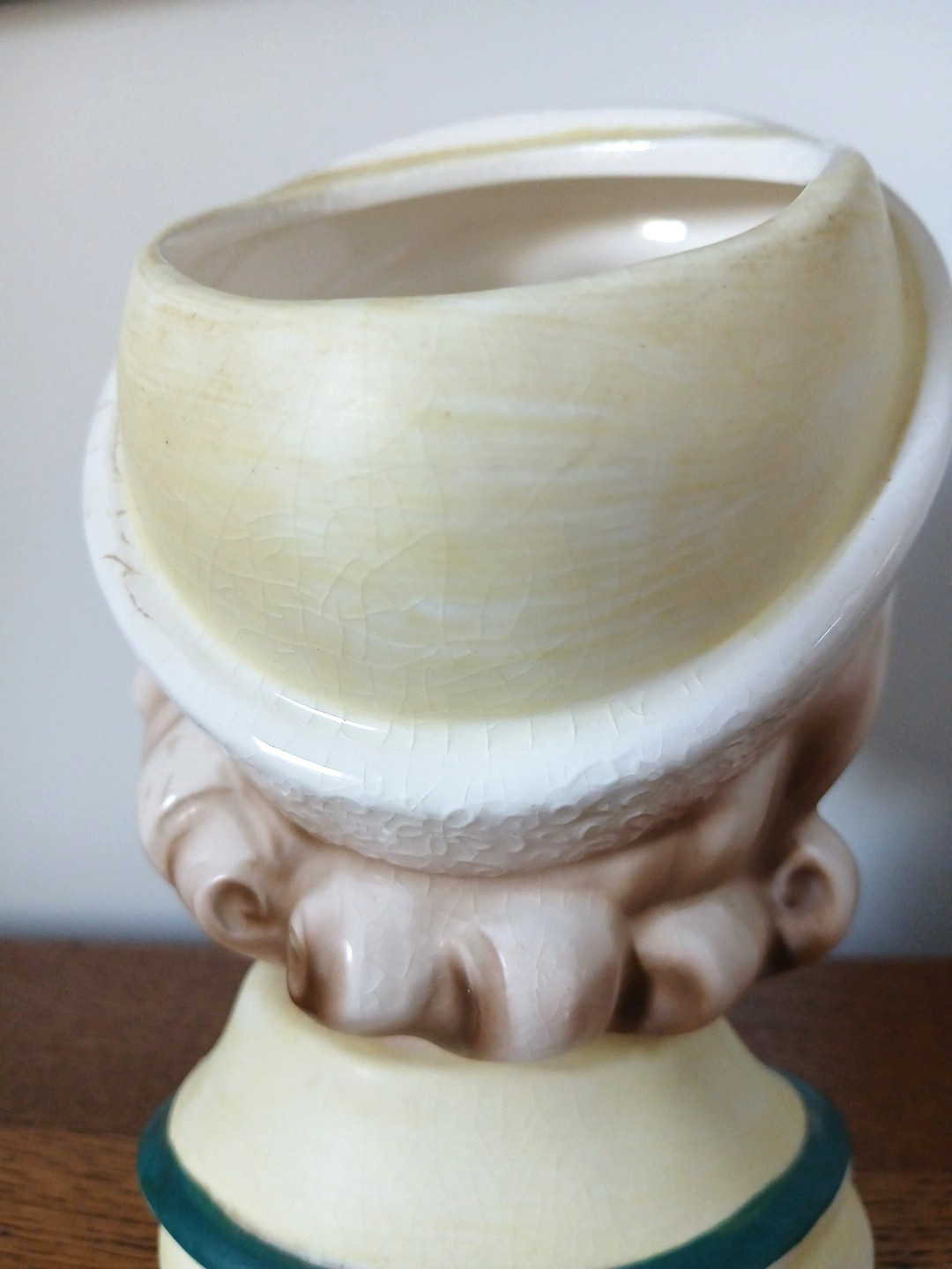 Beautiful, Vintage, Trimont Ware Lady Head Vase 5 3/4 inches Tall Pillbox Hat