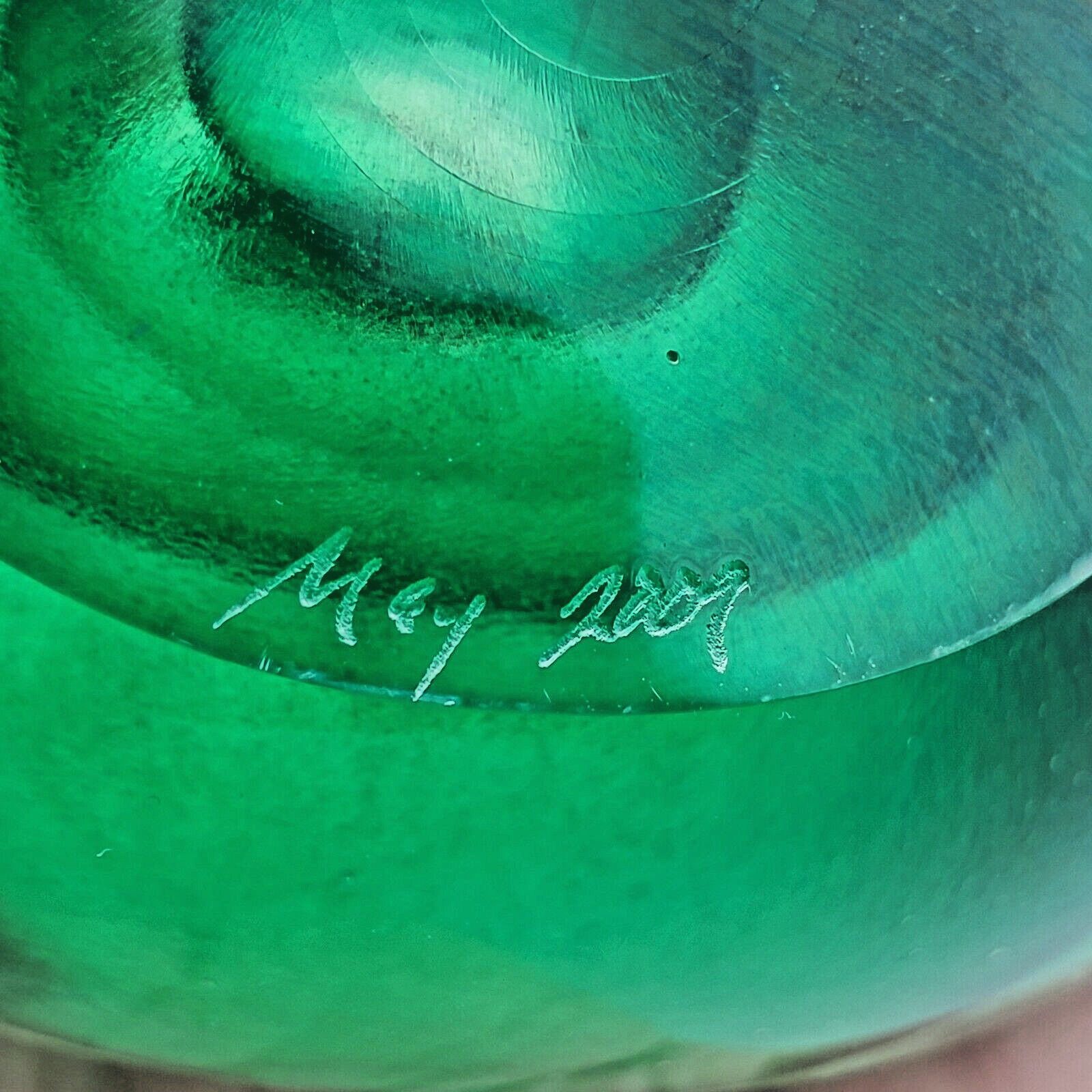 9.25in Chris Sherwin Art Glass Green Sommerso Bullicate Teardrop Sculpture