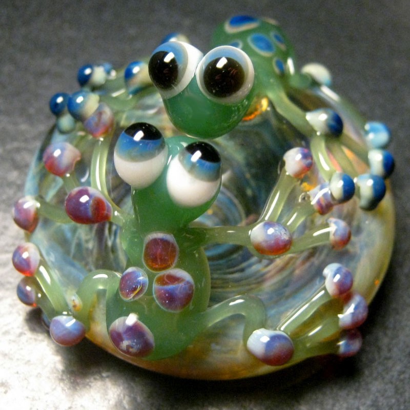 Boomwire Glass Double Frog mini paperweight lampwork figurine handmade figurine