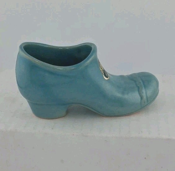 Vtg Rosemeade No. Dakota Pottery Women’s Button Shoe Figurine Blue Trinket Decor