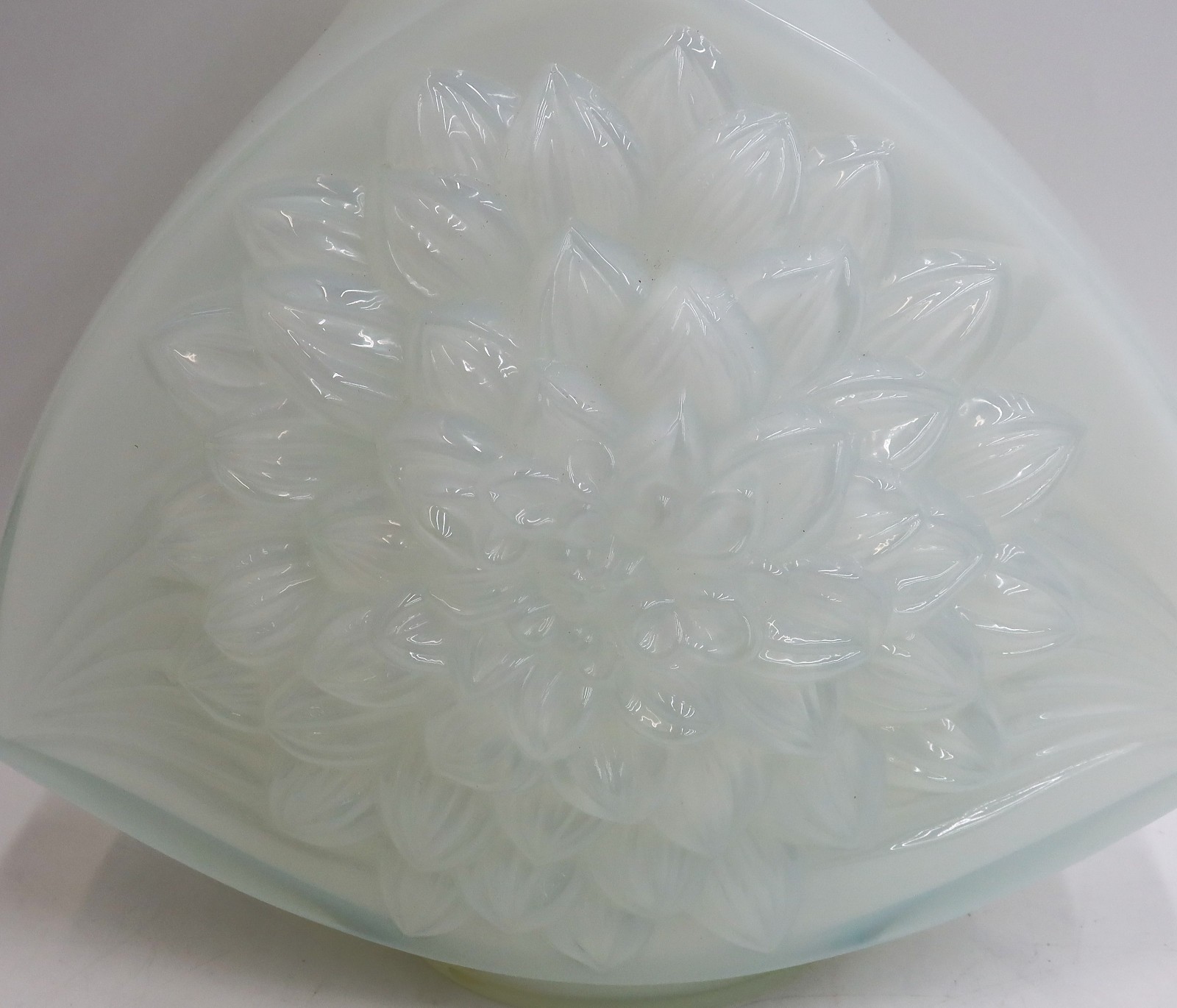 Lalique France Opalescent Art Glass Dahlia Flower Vase 2005