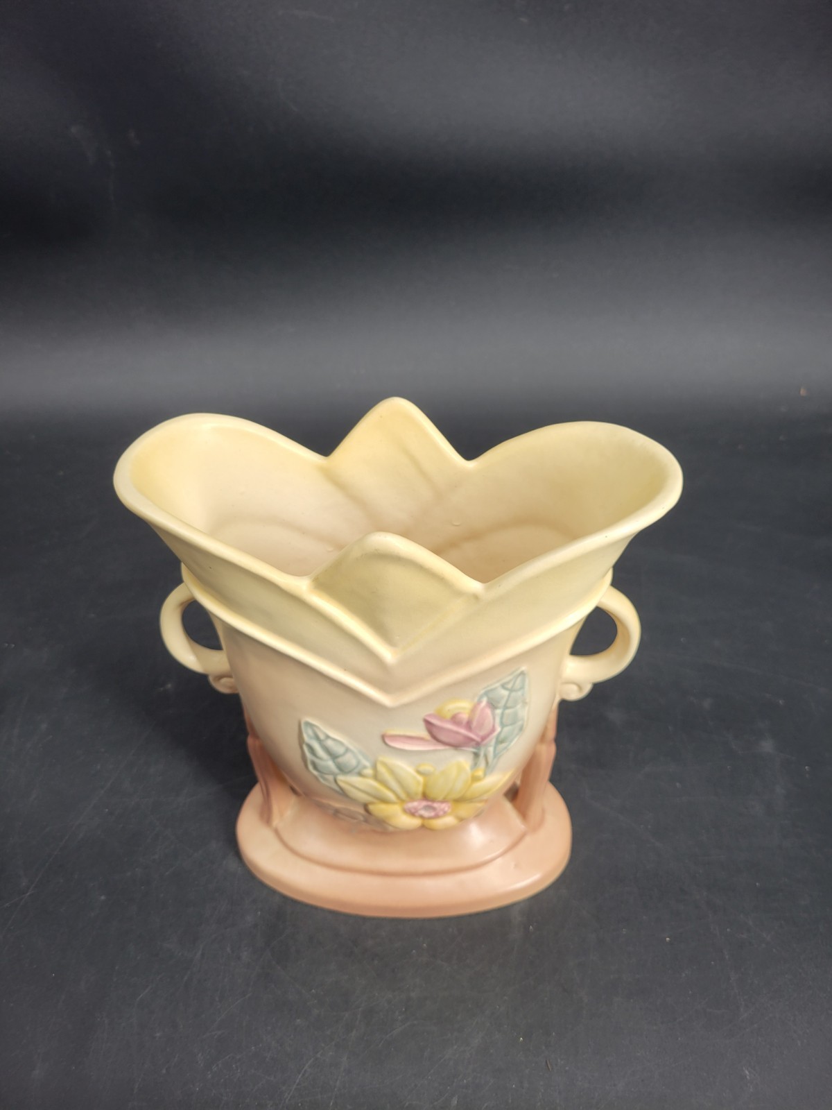 Vintage Hull Art Pottery Magnolia Pattern Double-Handled Vase Marked 7-8 1/2