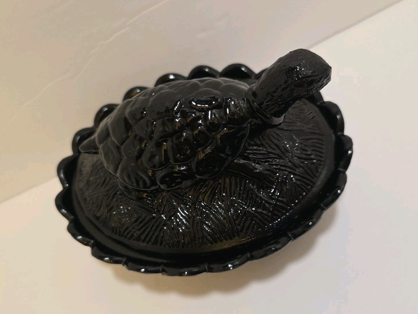 Vintage L G WRIGHT Turtle On Nest Shiny Black Glass Covered Dish Rare Piece