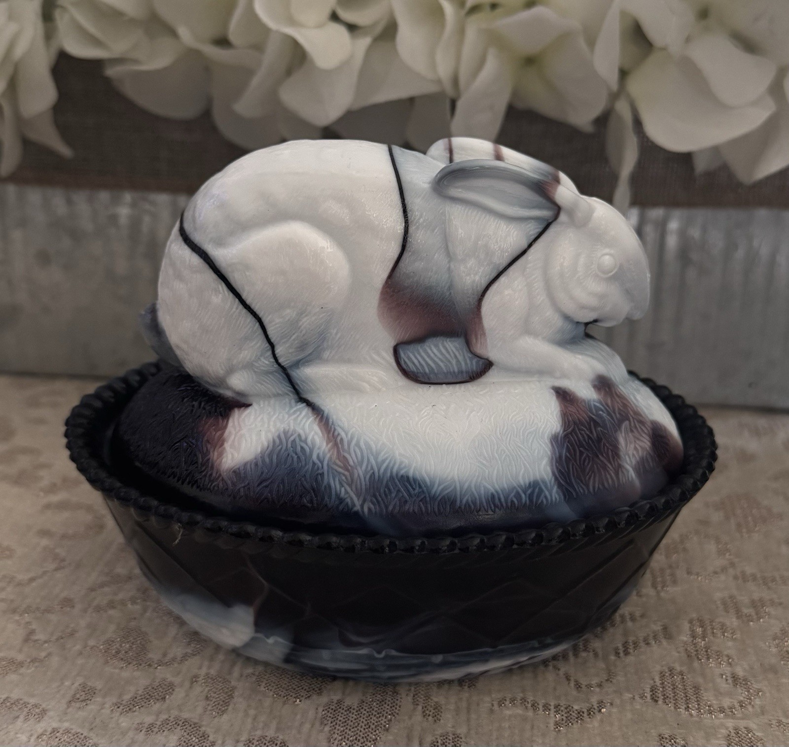Vintage Westmoreland Slag Glass Dish Bunny Nest Purple White Amethyst Swirl 5.5”