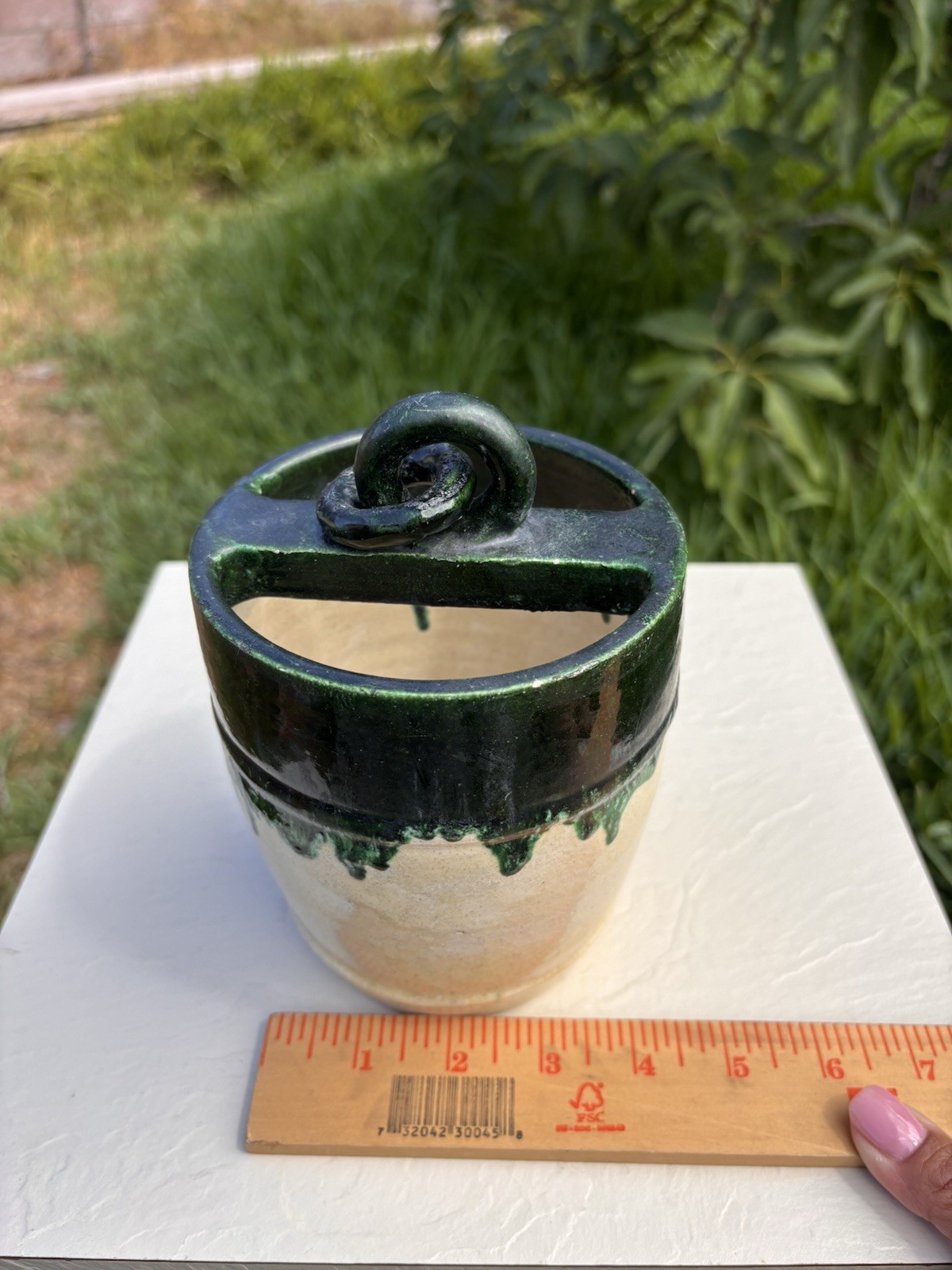 Vtg Studio Pottery Ceramic Jar W/ Sculptural Chain Hanger Green Dip Glaze Handm