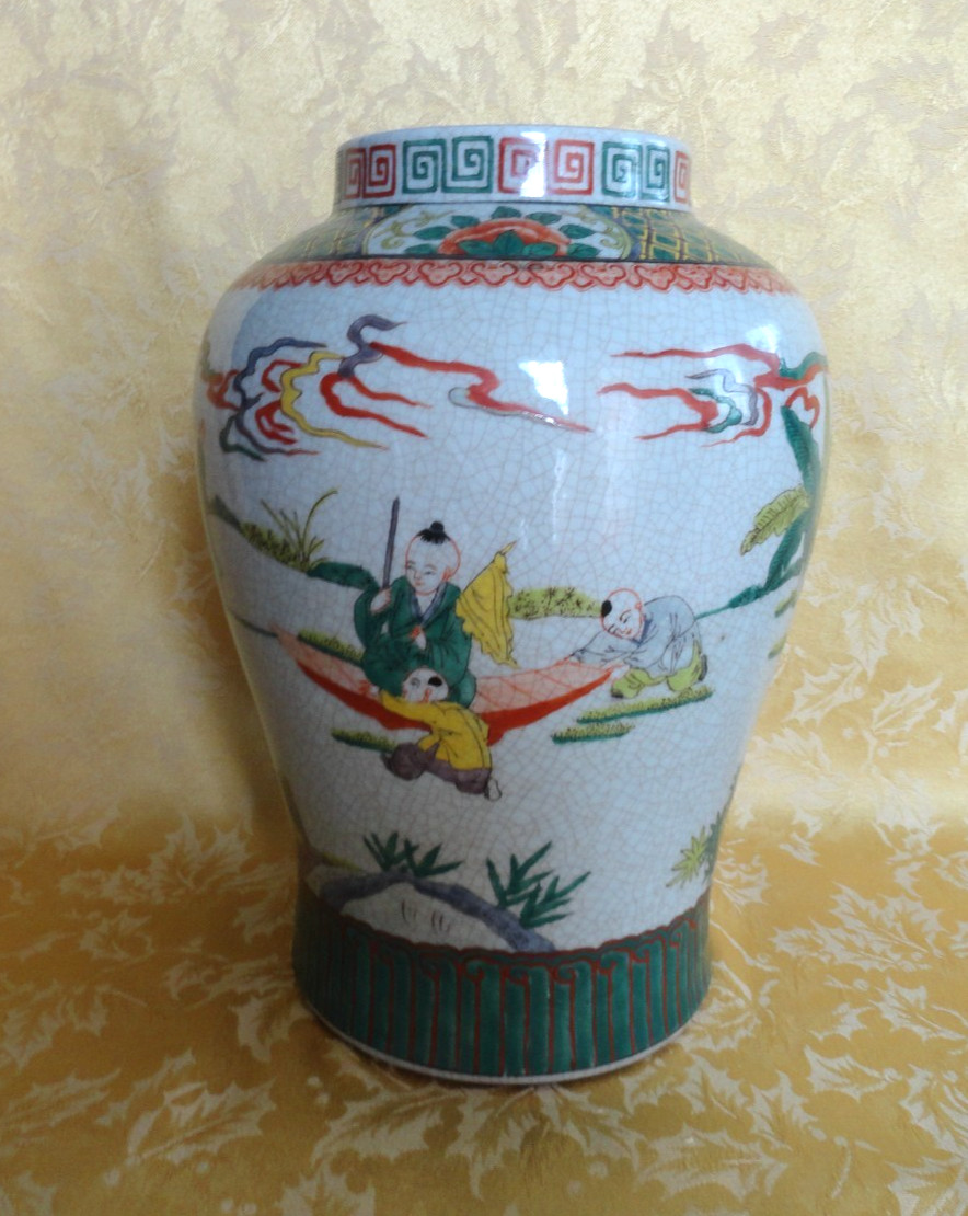 Large Chinese Wucai Gē yòu Crackle Glaze Children Playing Scene Vase 10.75″ H