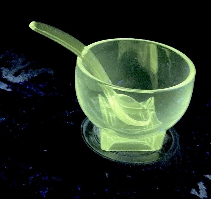 🏺VTG Manganese Clear Glass Sugar Jar & Spoon Set Uranium Green Glow @ 365 UV