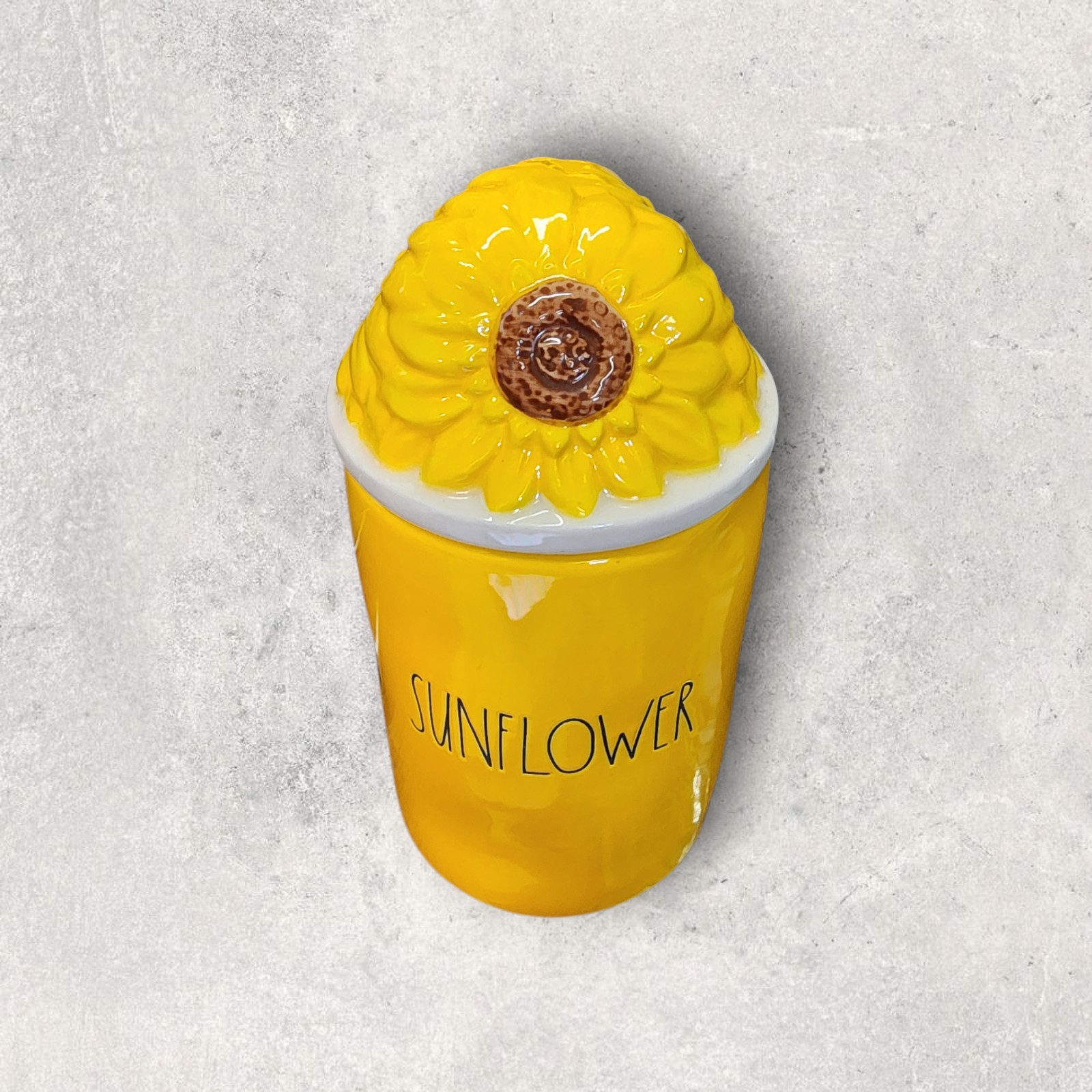Rae Dunn Sunflower Candle Holder With Lid Citrus Sunflower Scent Magenta NEW